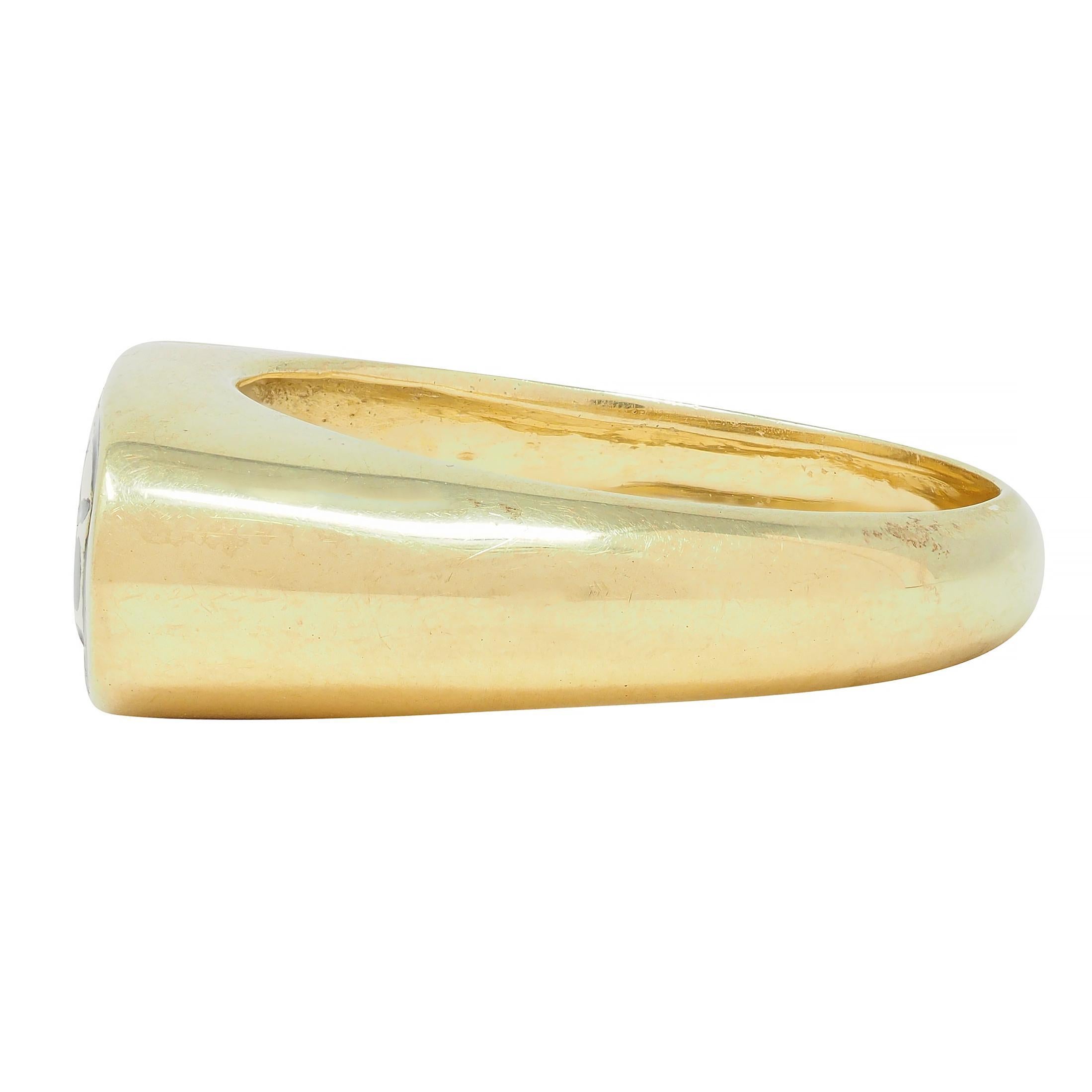 Contemporary Enamel 14 Karat Yellow Gold Egyptian Revival Cartouche Signet Ring For Sale 1