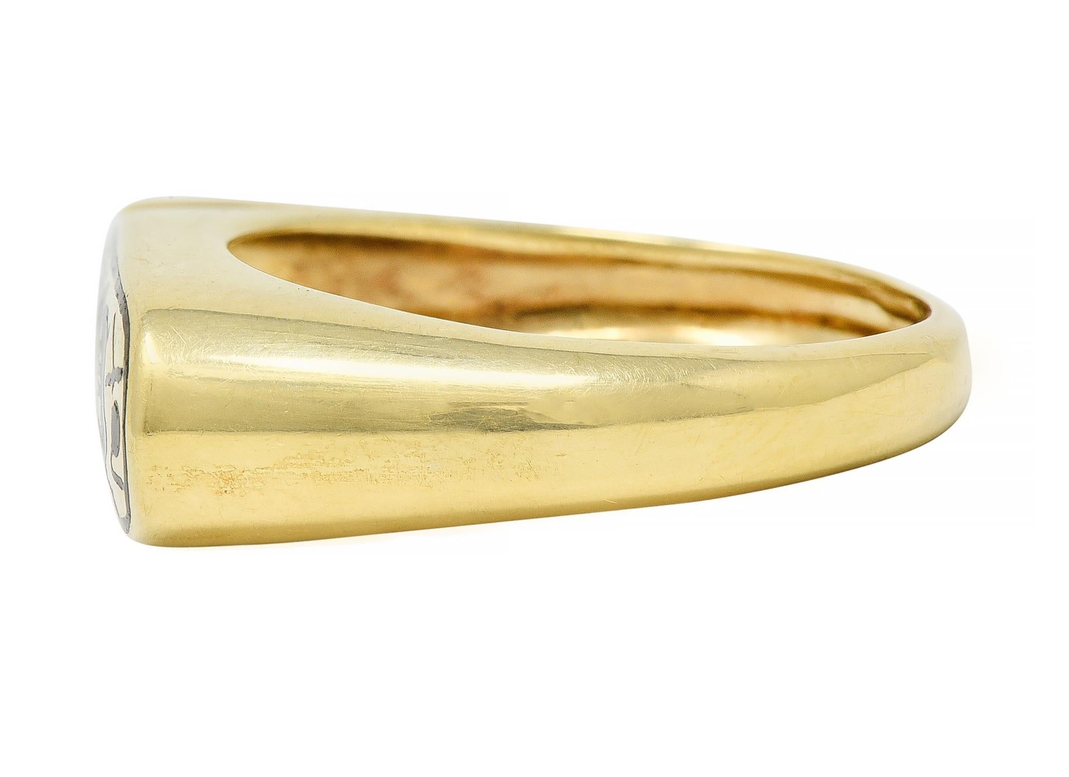 Contemporary Enamel 14 Karat Yellow Gold Egyptian Revival Cartouche Signet Ring For Sale 2