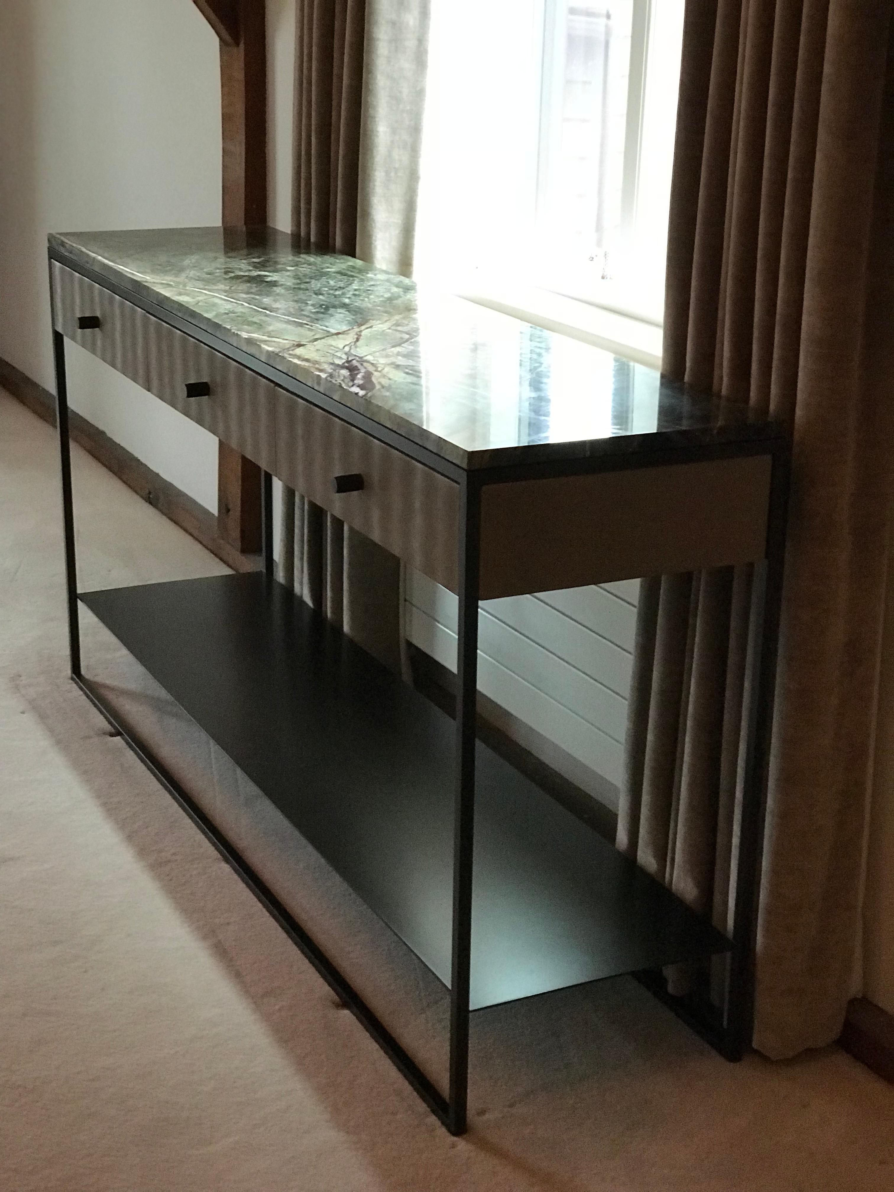 Contemporary Eros Console with Drawers in Marble and Powder Coated Steel For Sale 4