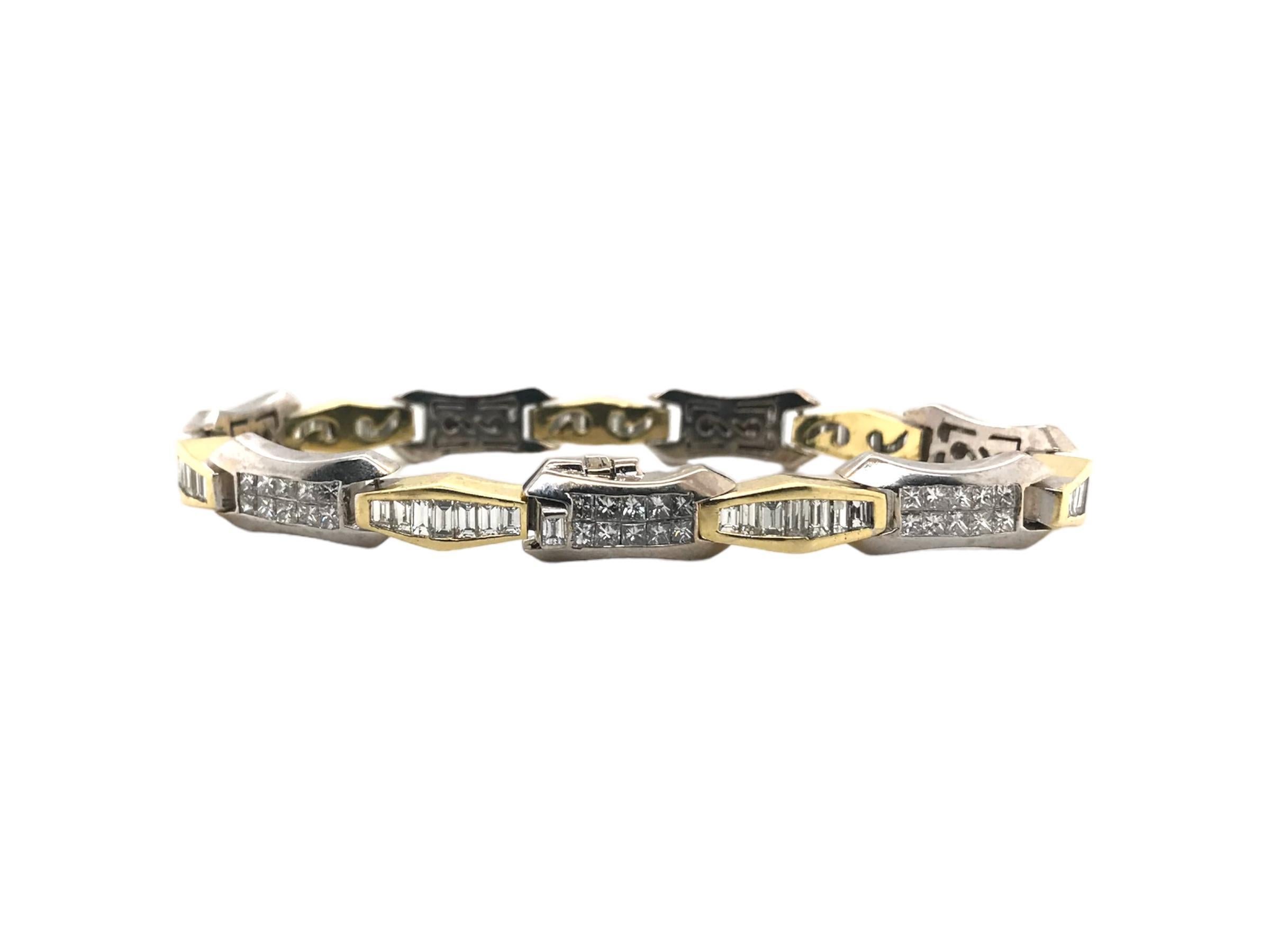 Women's Contemporary Estate 18K Two Toned 6 Carat Bracelet