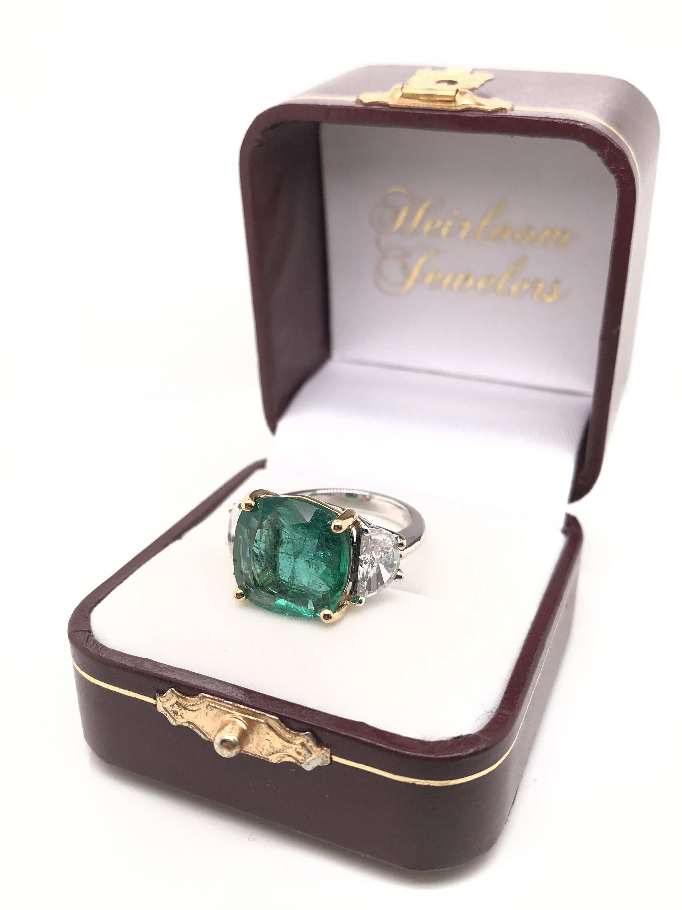 Contemporary Estate 7.88 Carat Emerald and Diamond Ring For Sale 9