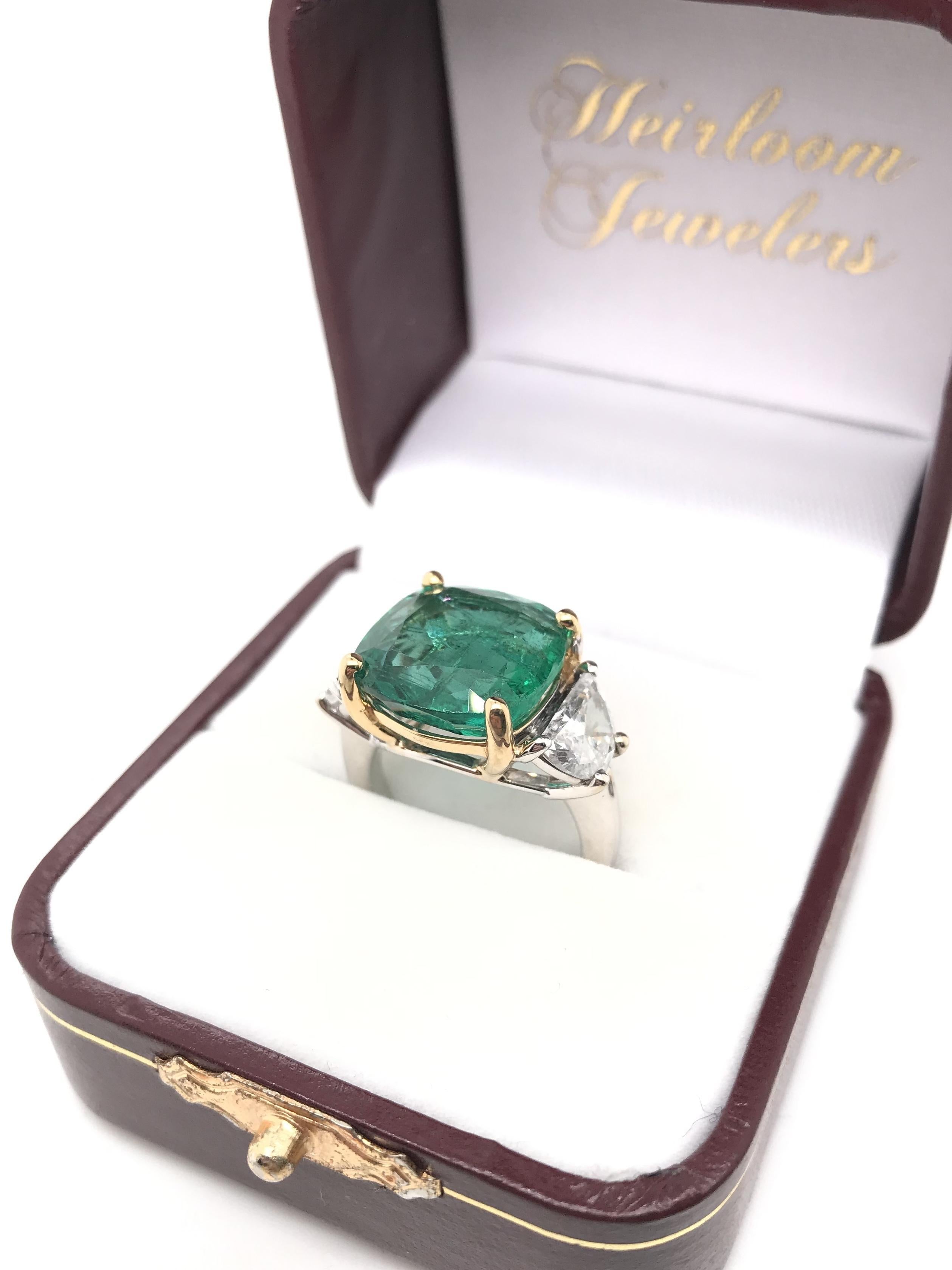 Contemporary Estate 7.88 Carat Emerald and Diamond Ring For Sale 11