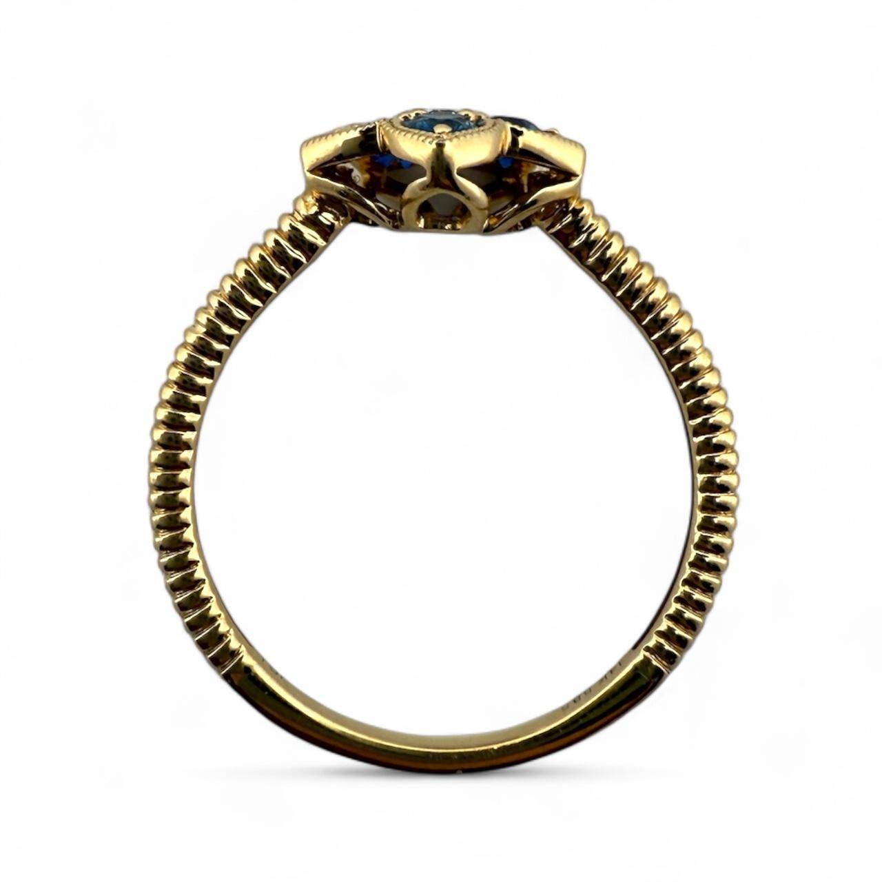 Anello di proprietà contemporaneo a forma di fiore con zaffiro e diamante in oro giallo 14K in vendita 5