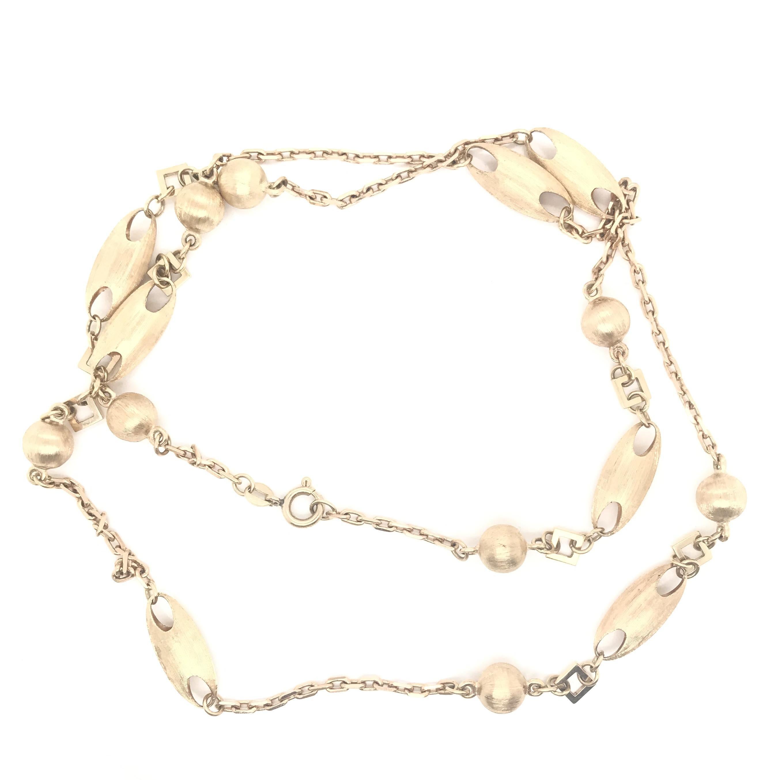 Women's Contemporary Estate Italian 27 Inch Gold Chain Necklace For Sale