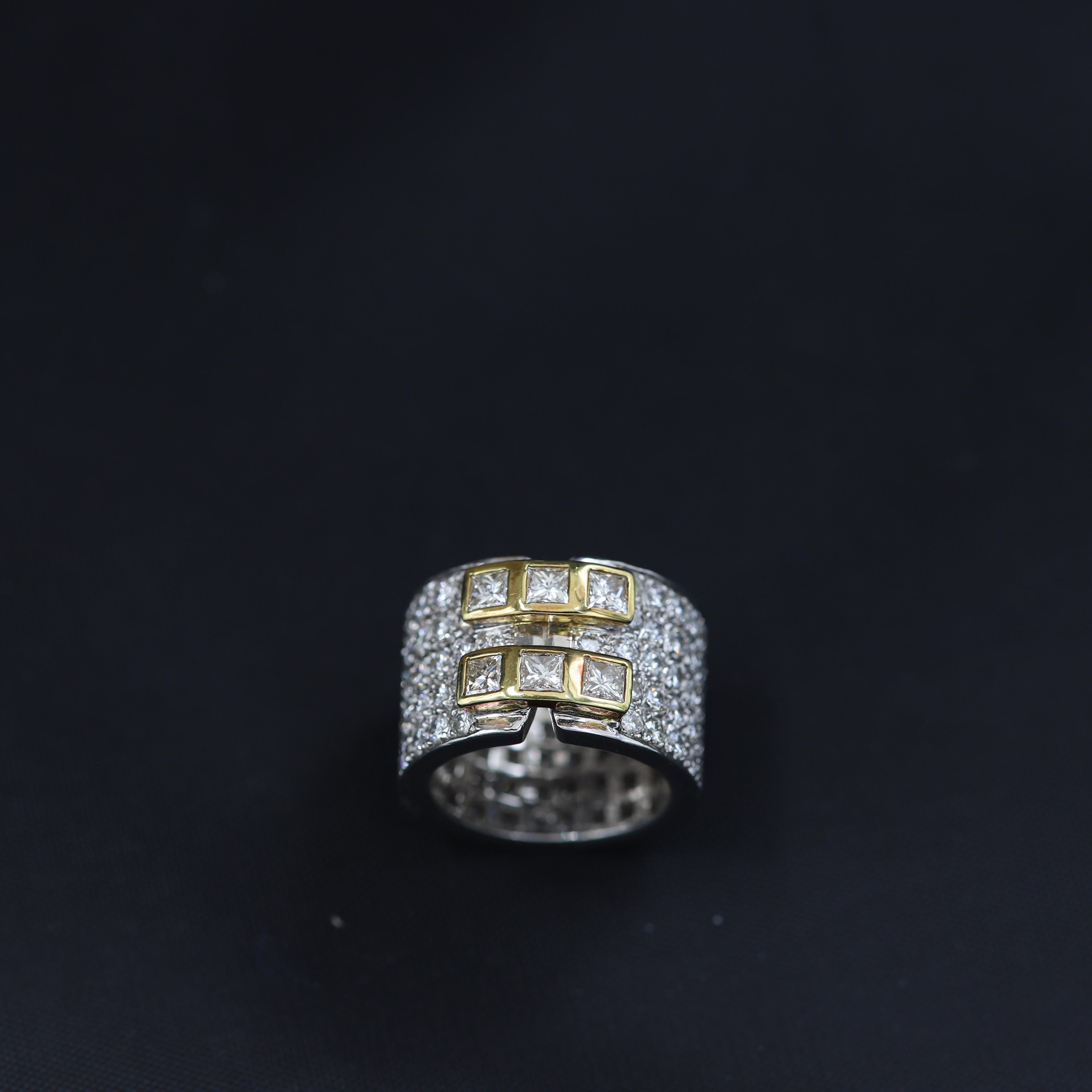 Contemporary Eternity Diamond Ring 18 Karat Gold Princess Cut and Round Diamonds For Sale 2