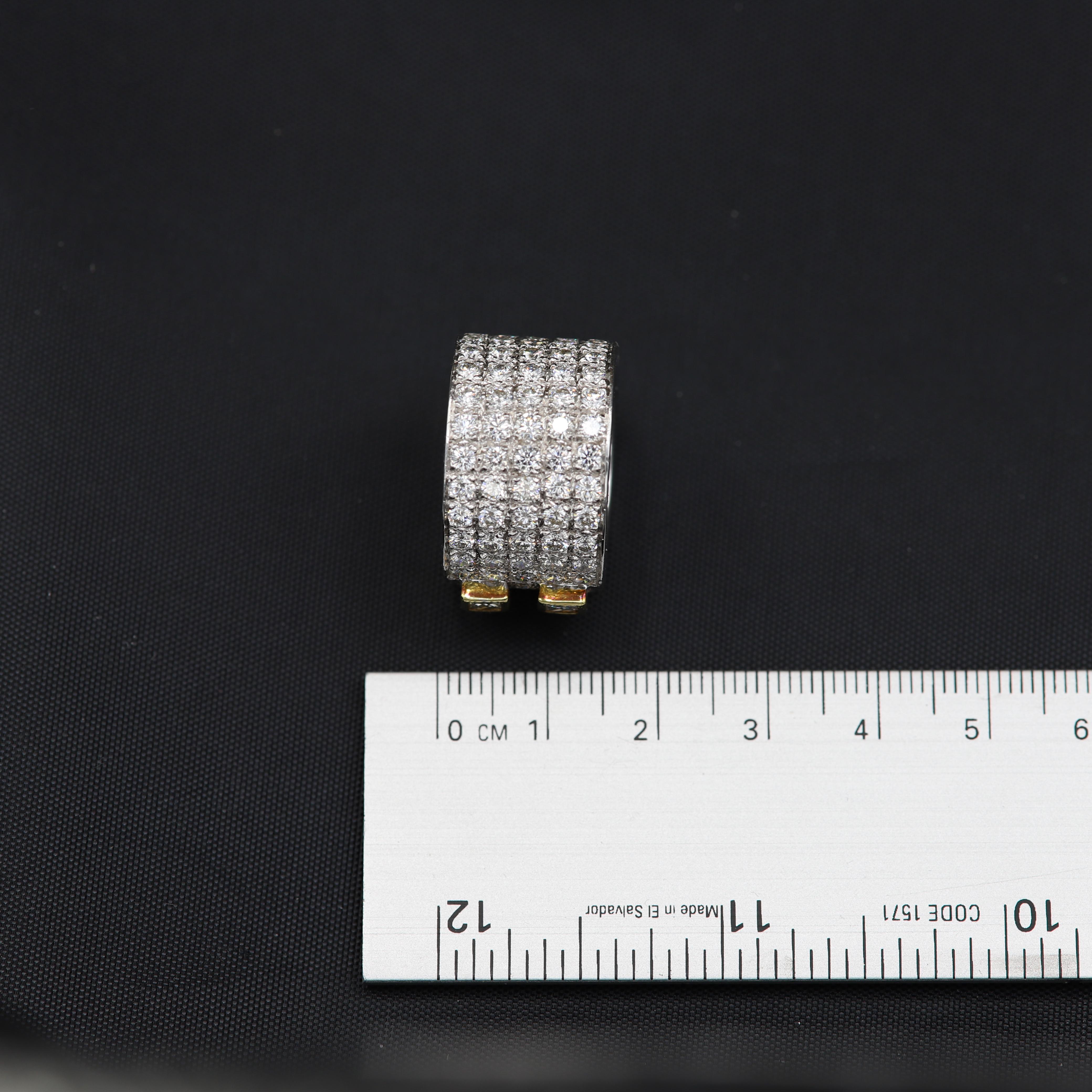 Contemporary Eternity Diamond Ring 18 Karat Gold Princess Cut and Round Diamonds For Sale 3