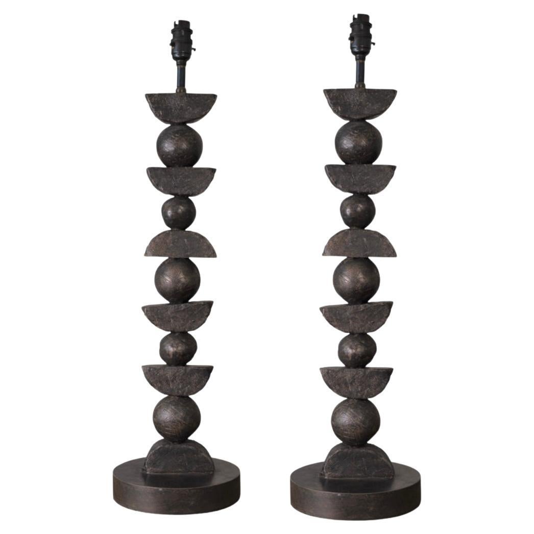 Lampe de bureau européenne contemporaine à silhouette en bronze de Margit Wittig