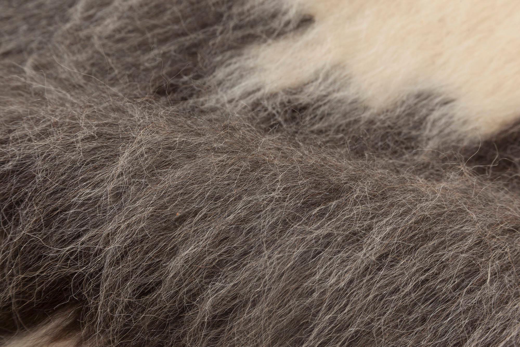 Contemporary European Folk Stamverband IV Goat Hair Rug by Doris Leslie Blau Moderno en venta