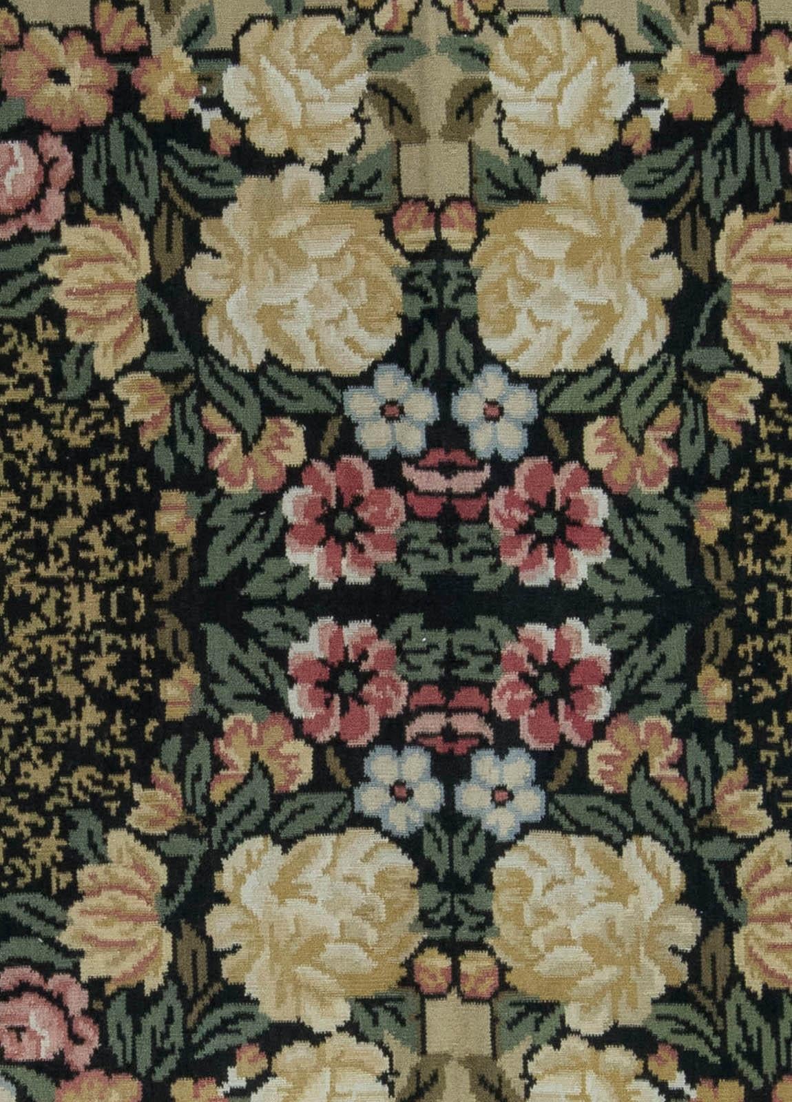 Contemporary European inspired Bessarabian floral wool rug by Doris Leslie Blau.
Size: 9'1