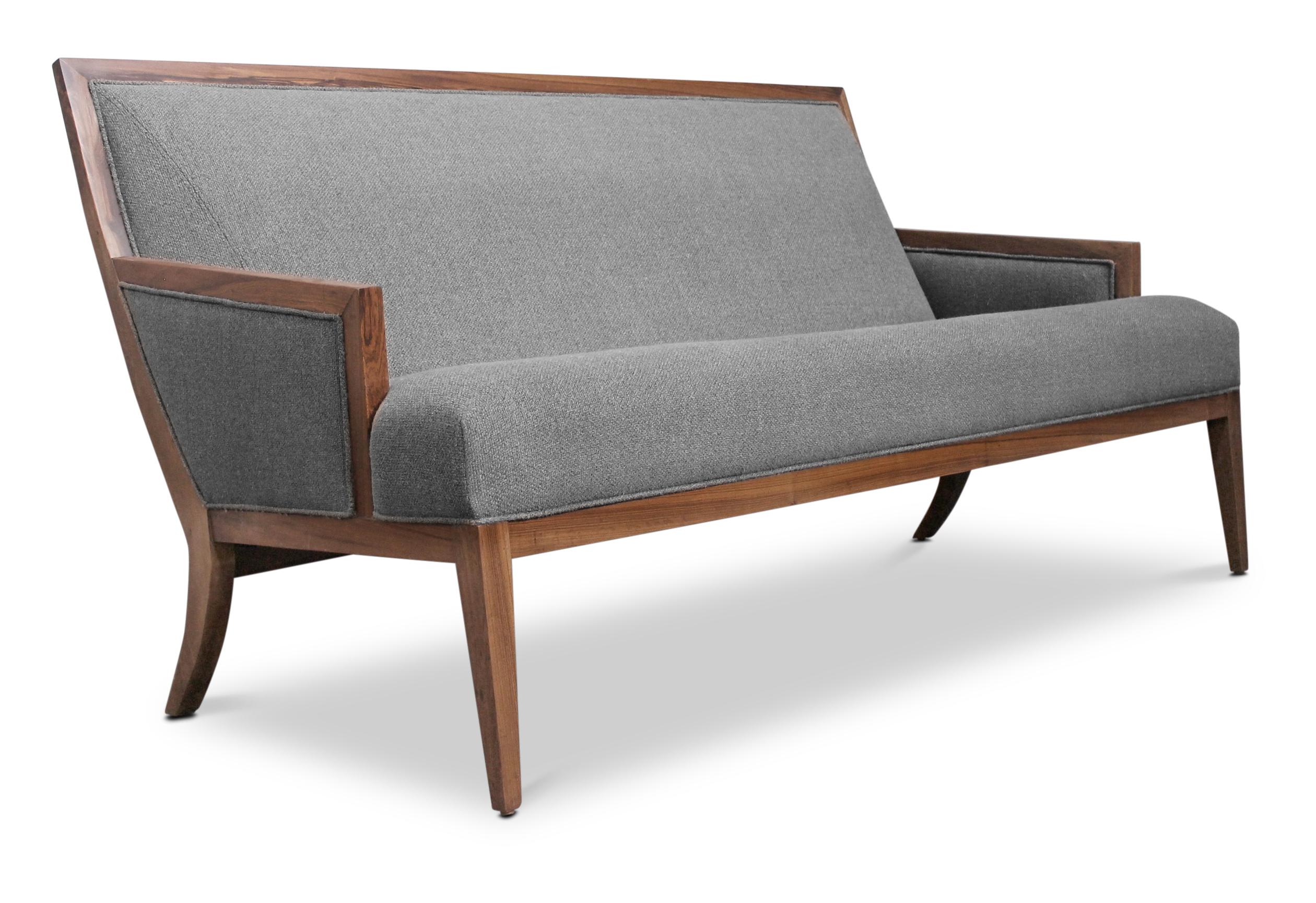 Moderno Divano imbottito contemporaneo in legno esotico di Costantini, Belgrano in vendita