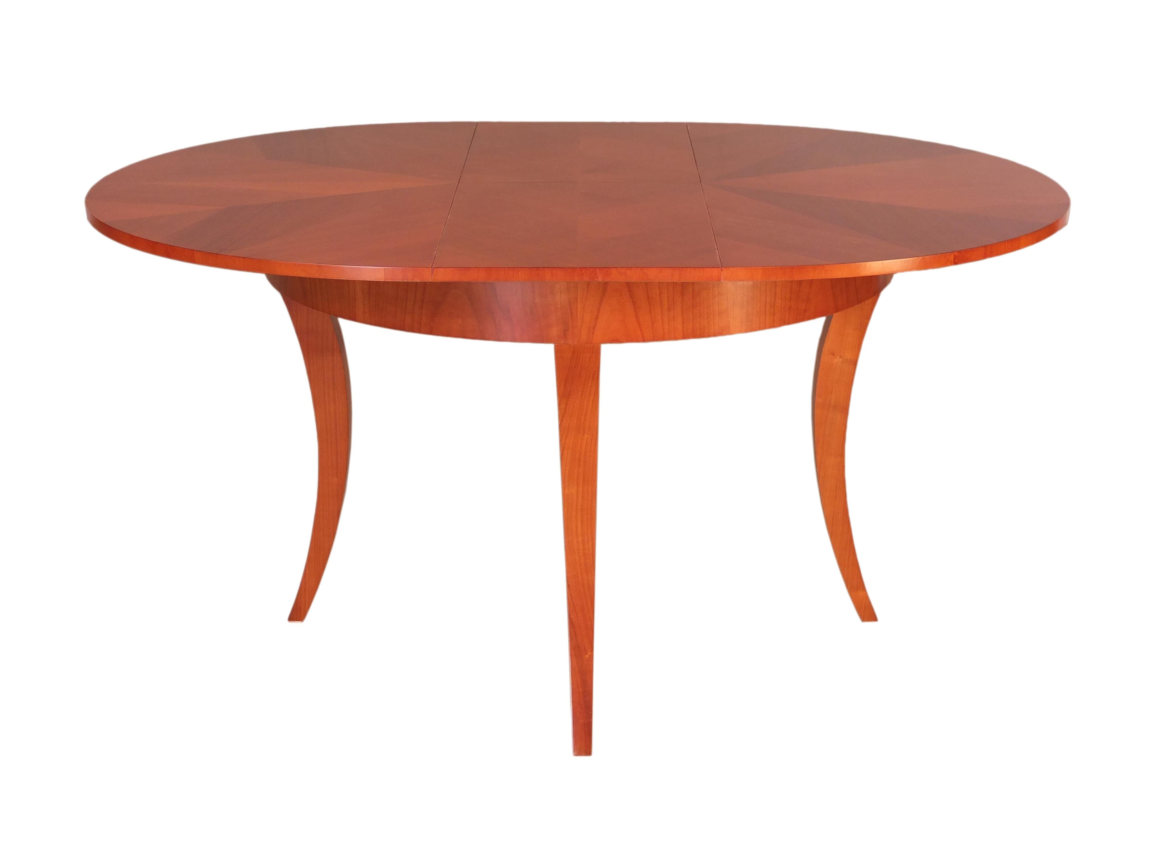 Contemporary round extendable table in Biedermeier style made of cherrywood.
Precious inlay on the top.
The extension is stored inside.

Measures when open: 160 x 120 x 78.

