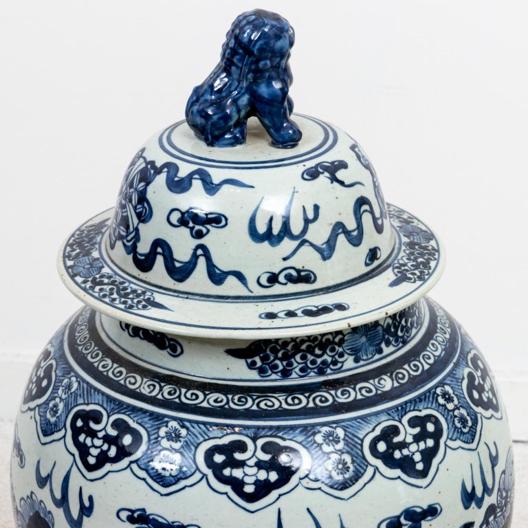 Contemporary Extra Large Chinese Blue and White Ginger Jar In Good Condition For Sale In Stamford, CT