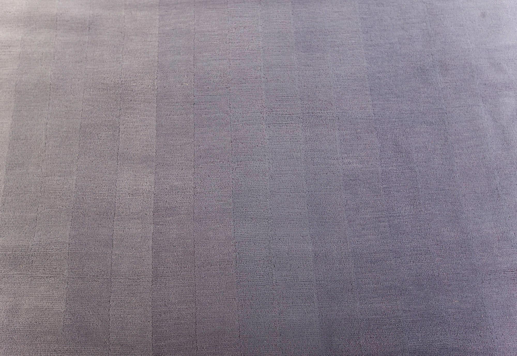 Noué à la main Tapis contemporain en mohair violet dégradé extra large de Doris Leslie Blau en vente