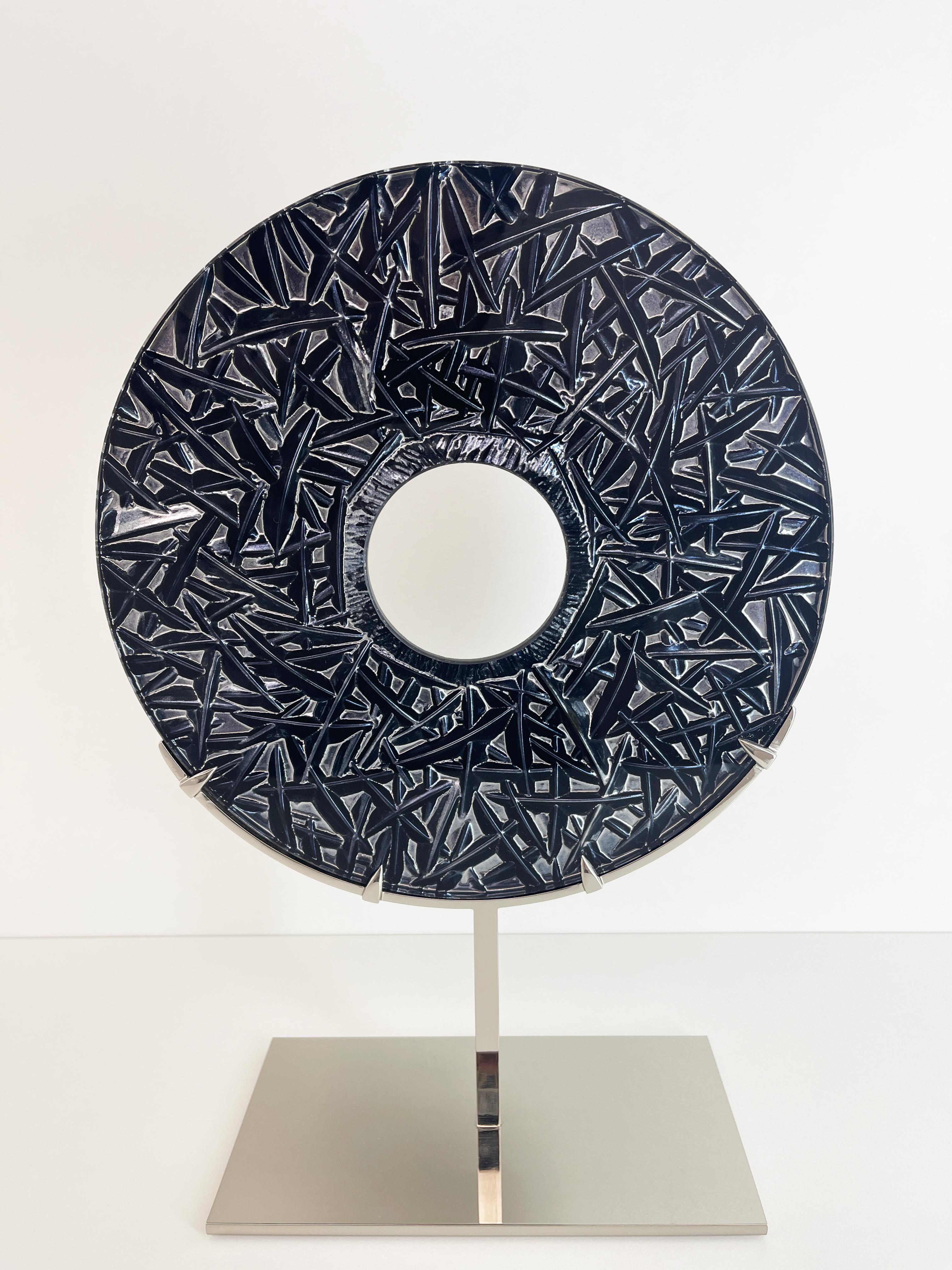 Zeitgenössische Skulptur ''Eye Night'' aus graviertem Glas und verchromtem Messing von Ghirò Studio (Moderne) im Angebot