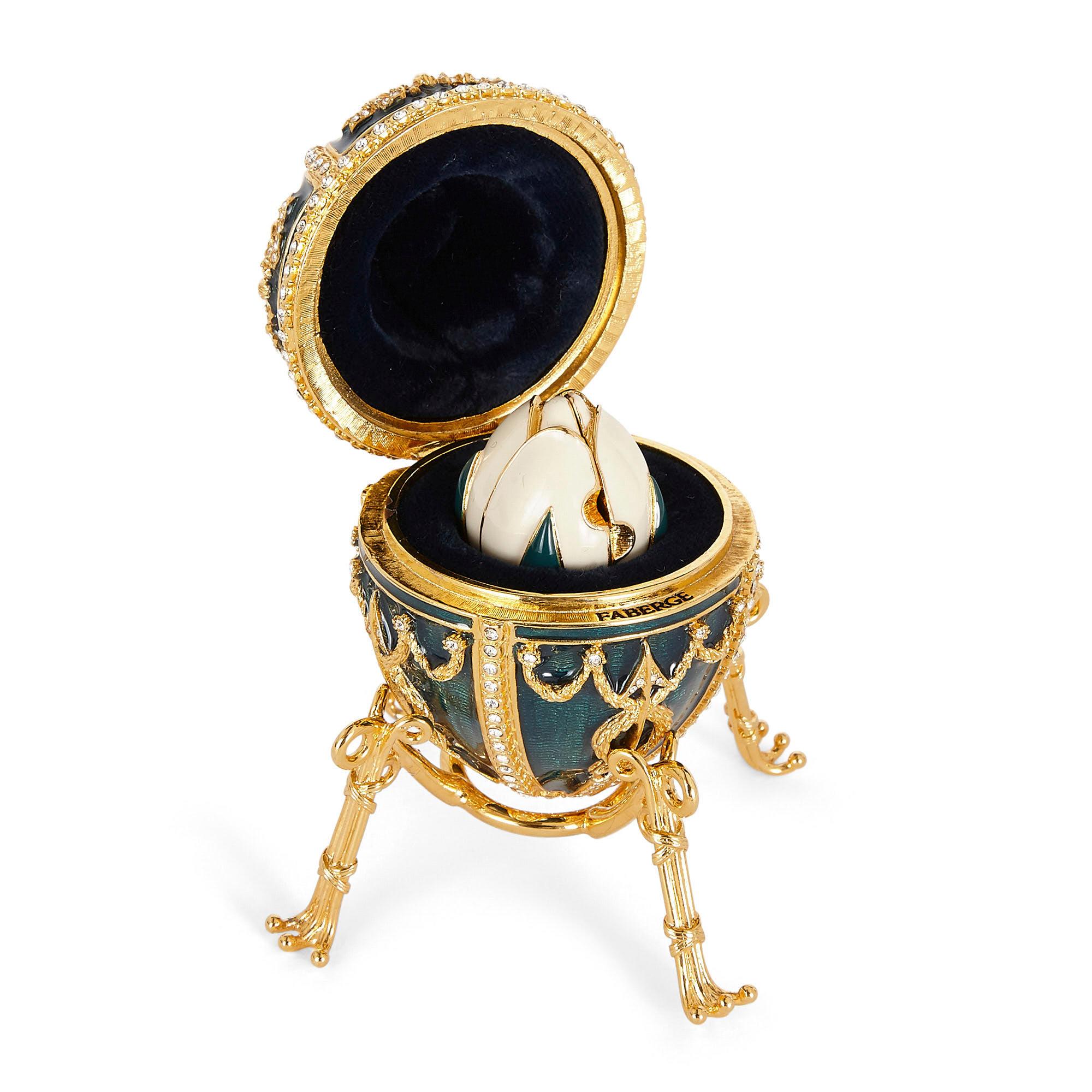 Unknown Contemporary Fabergé Easter Egg with Green Guilloché Enamel and Gemstones