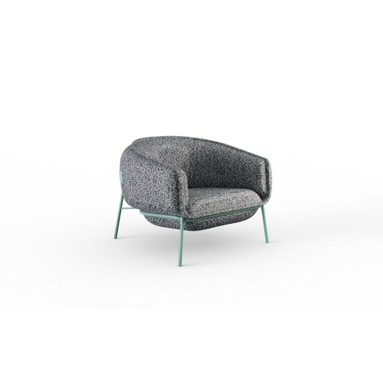 Contemporary fabric Blop armchair
Dimensions: D 78 x W 80 x H 75 cm
Seat height 44 cm
Materials: Top: fabric or leather
Feet: Lacquer metal - choose from metal samples.




  