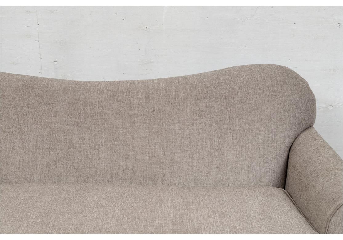 Canapé contemporain en tissu avec un seul coussin rembourré en vente 4
