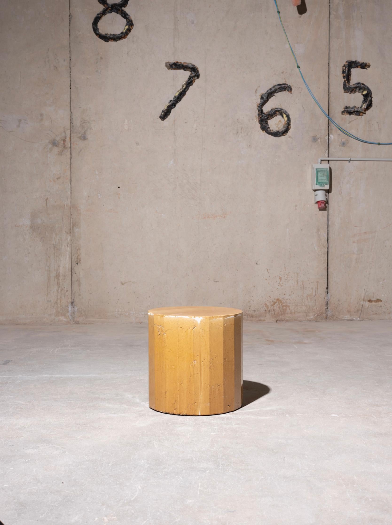 Contemporary Facetated Ceramic Side Table Column Stool Glazed Caramel In New Condition For Sale In Rubi, Catalunya