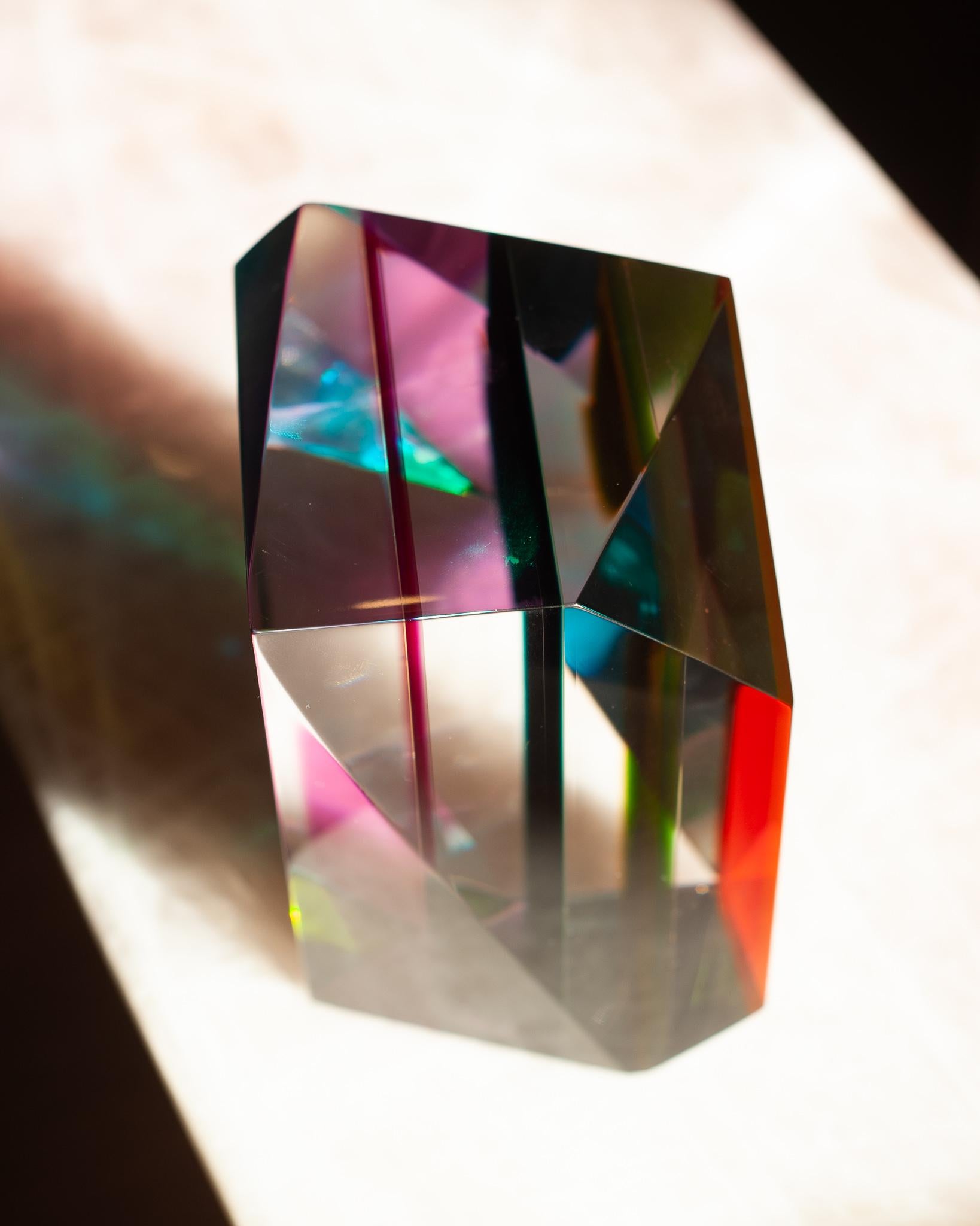 Contemporary Faceted Multicolour Acrylic Block In New Condition For Sale In Toronto, ON