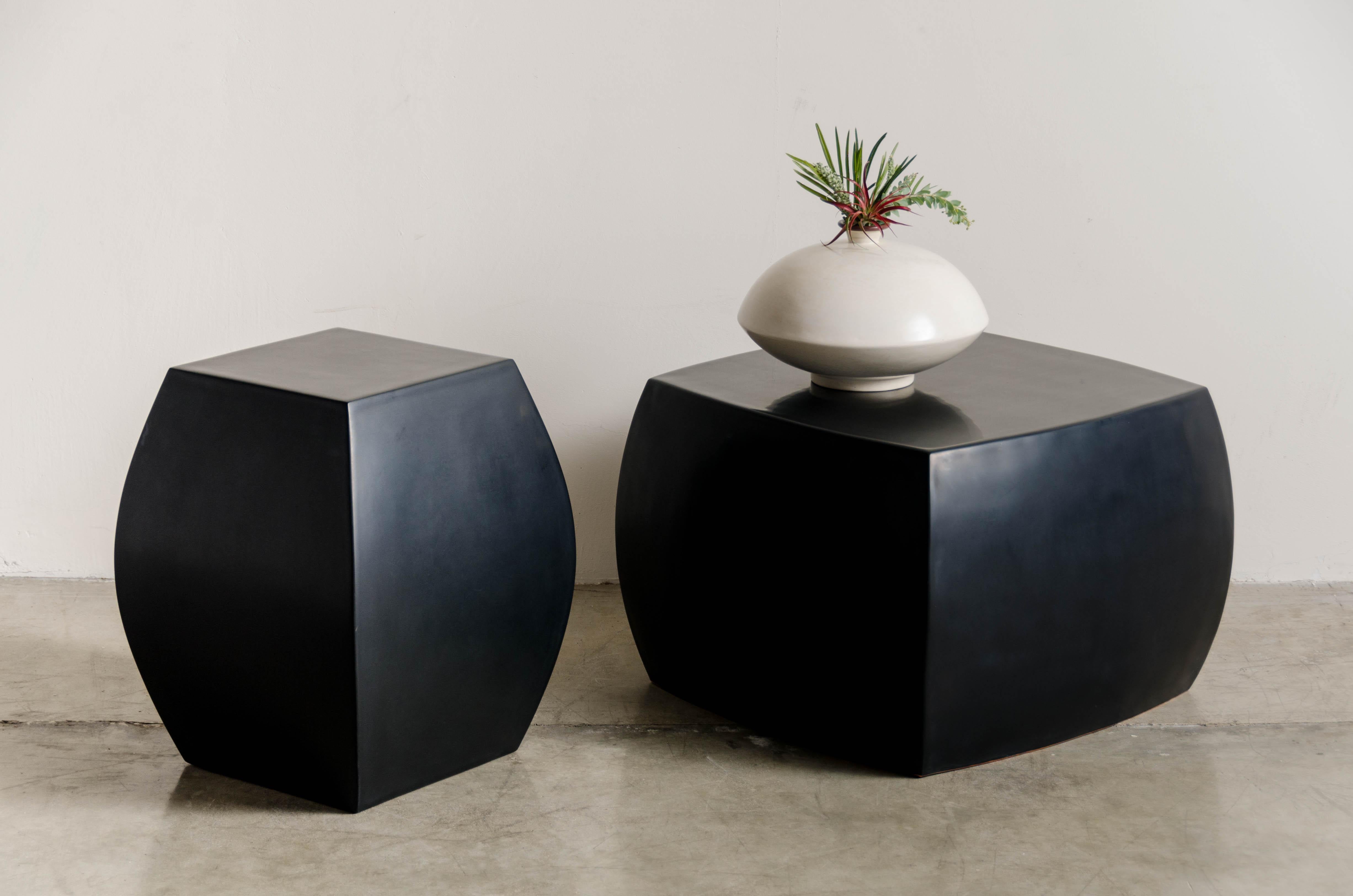 Contemporary Fang Drumstool in Black Lacquer by Robert Kuo, Limited Edition For Sale 1