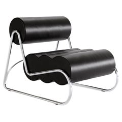 Chaise Fave Contemporary par Norr11, cadre chromé, cuir noir