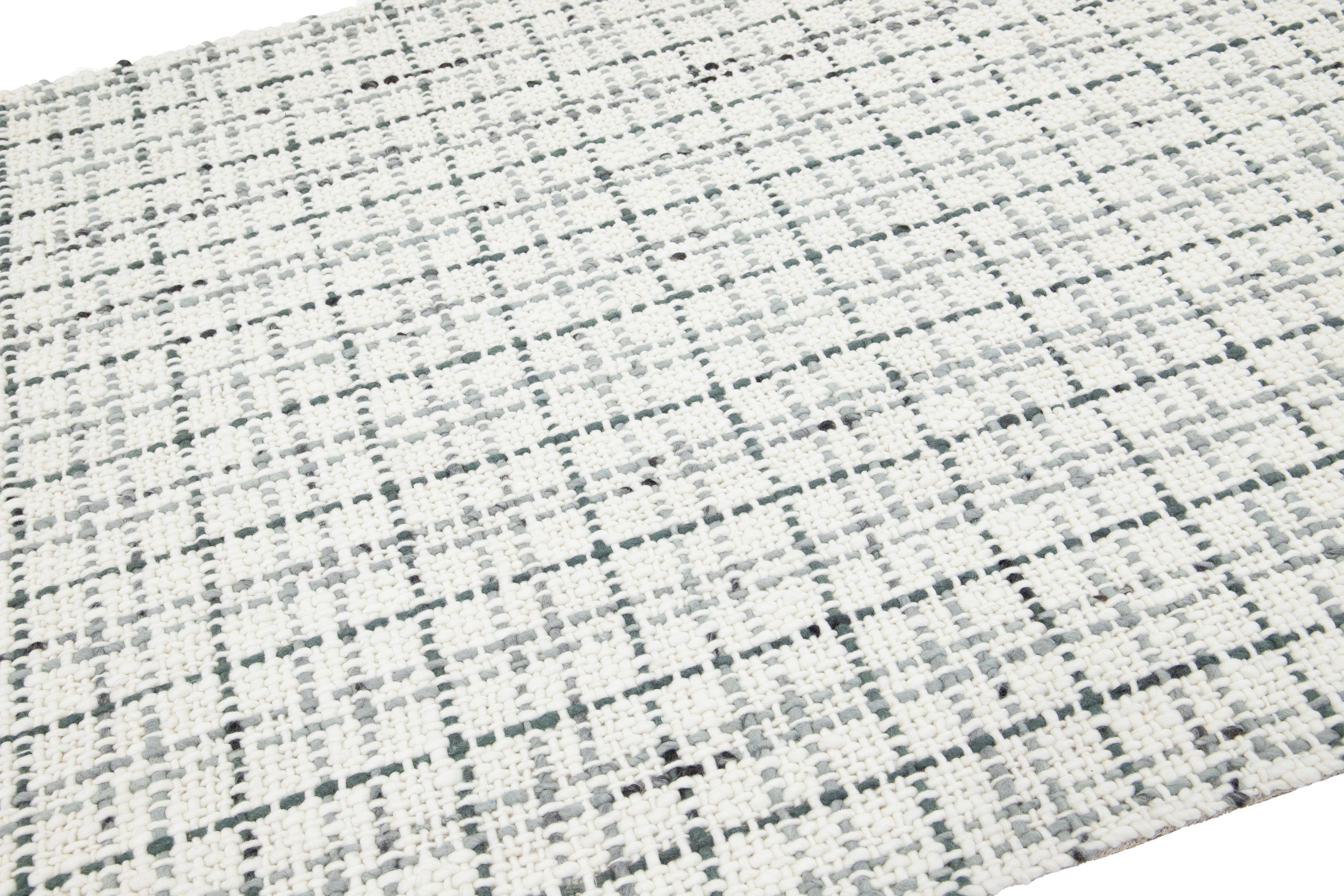 Contemporary Felted Handmade Wool Rug In Ivory and Gray by Apadana For Sale 4