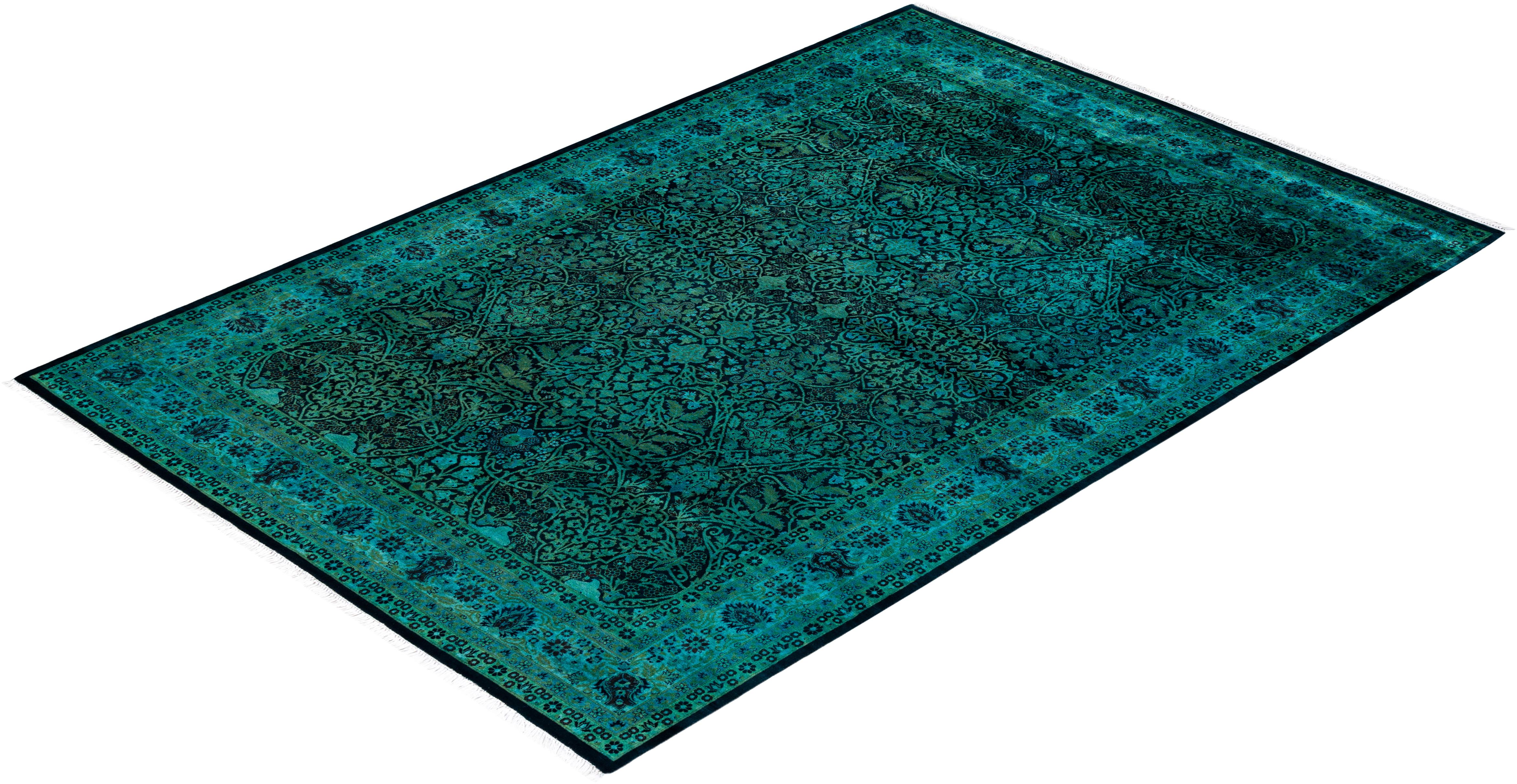 Contemporary Fine Vibrance Hand Knotted Wool Green Area Rug  For Sale 4