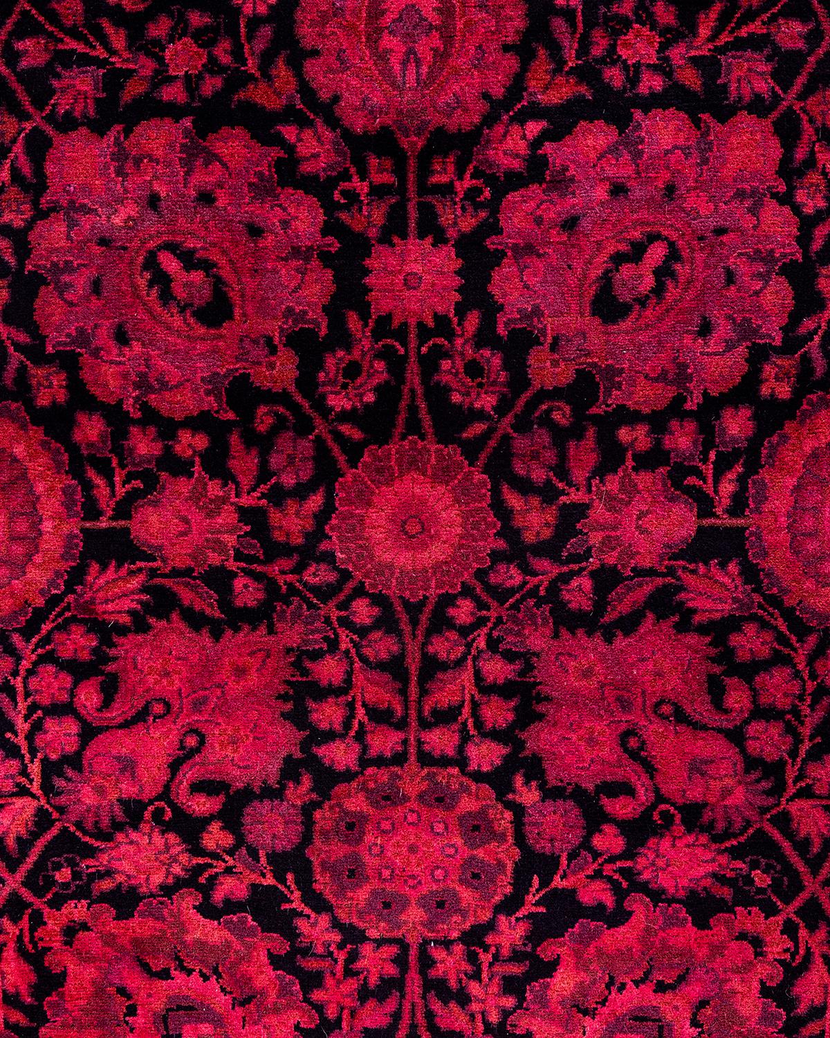 Pakistanais Chemin de table noir contemporain en laine finement nouée à la main en vente