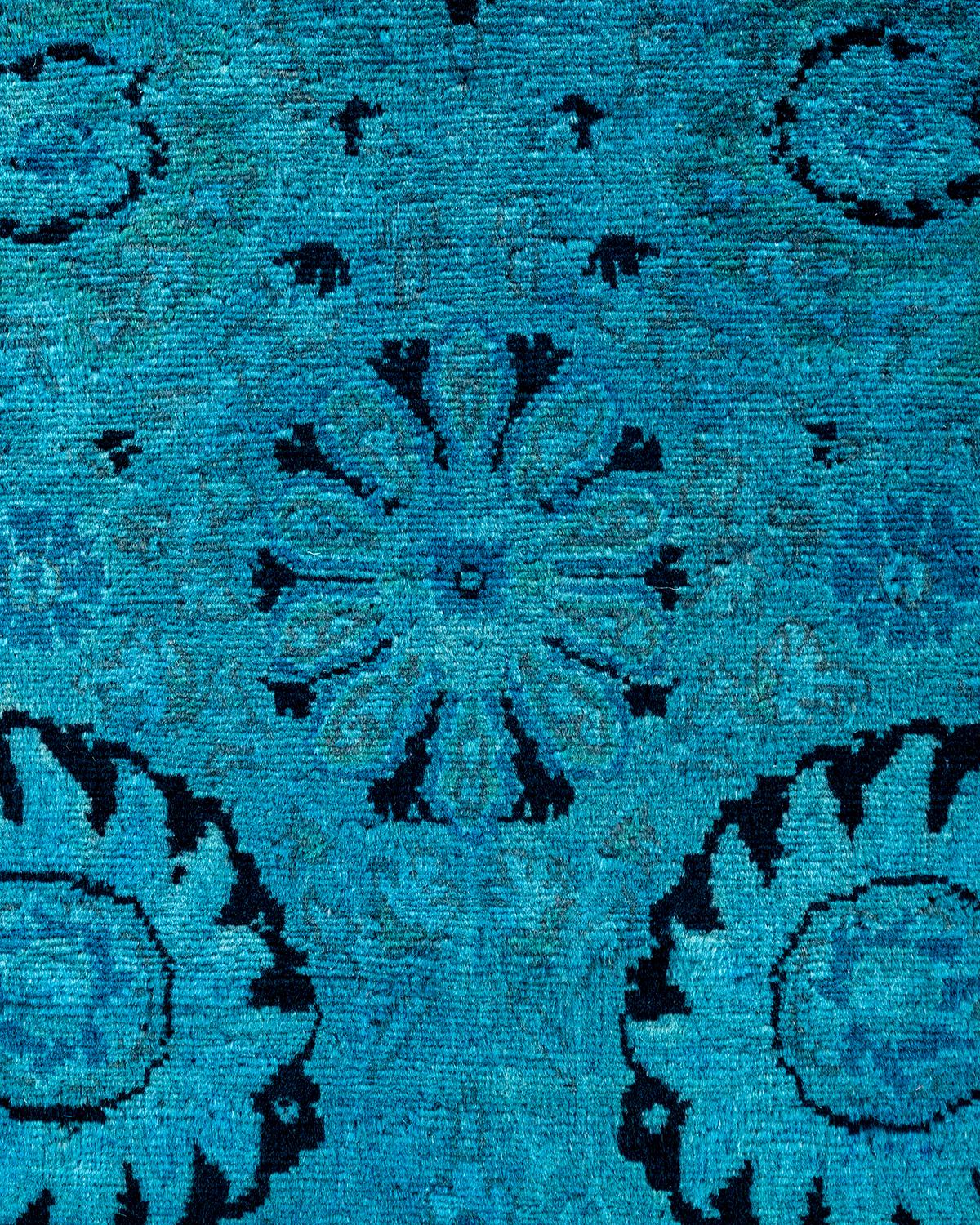 Pakistano Tappeto contemporaneo Fine Vibrance in lana annodata a mano di colore blu in vendita