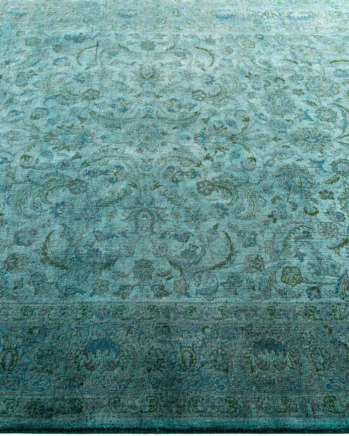Contemporary Fine Vibrance Hand Knotted Wool Blue Area Rug In New Condition In Norwalk, CT