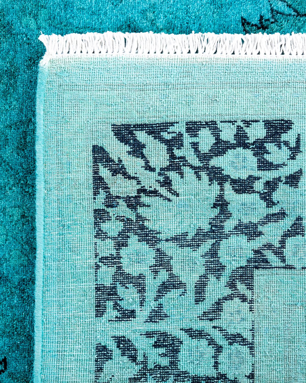 XXIe siècle et contemporain Contemporary Fine Vibrance Hand Knotted Wool Blue Area Rug (Tapis bleu en laine nouée à la main) en vente