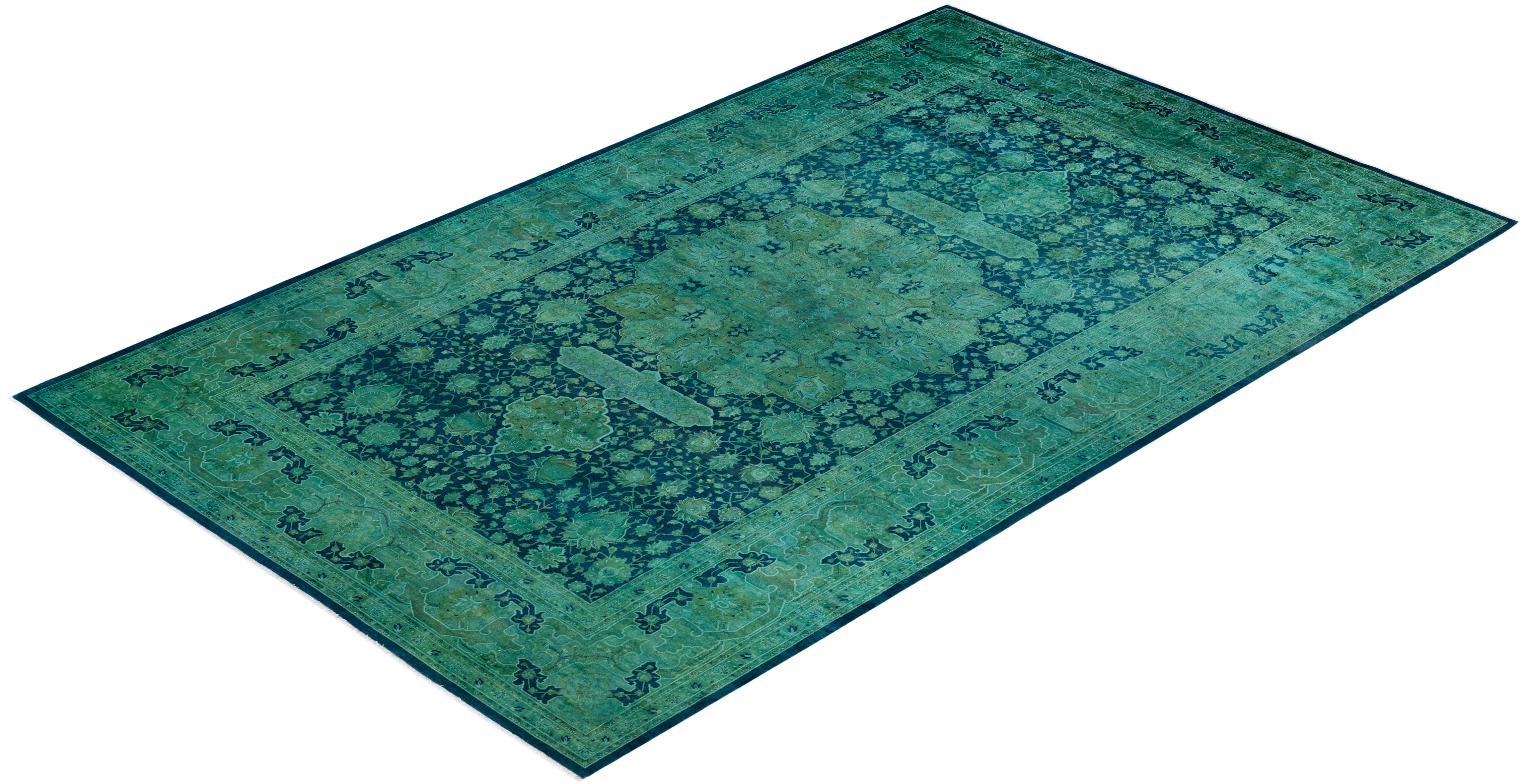 Contemporary Fine Vibrance Hand Knotted Wool Blue Area Rug im Angebot 2