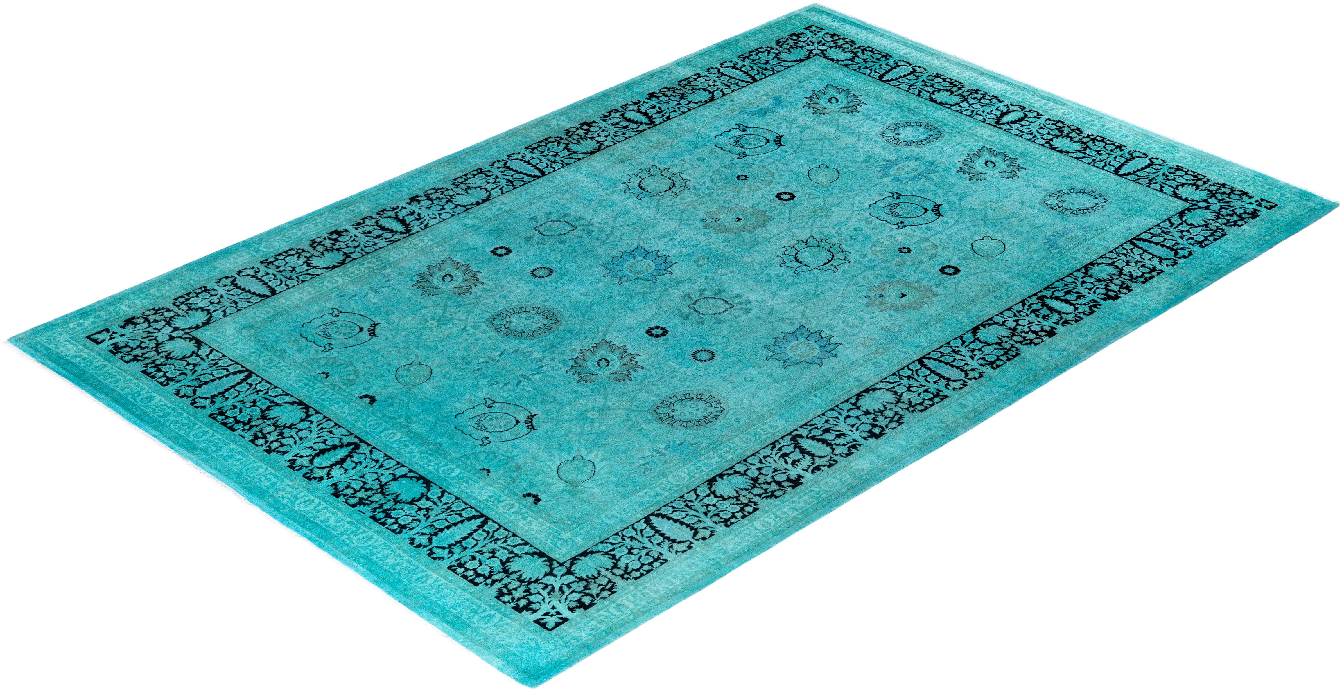 Contemporary Fine Vibrance Hand Knotted Wool Blue Area Rug (Tapis bleu en laine nouée à la main) en vente 2