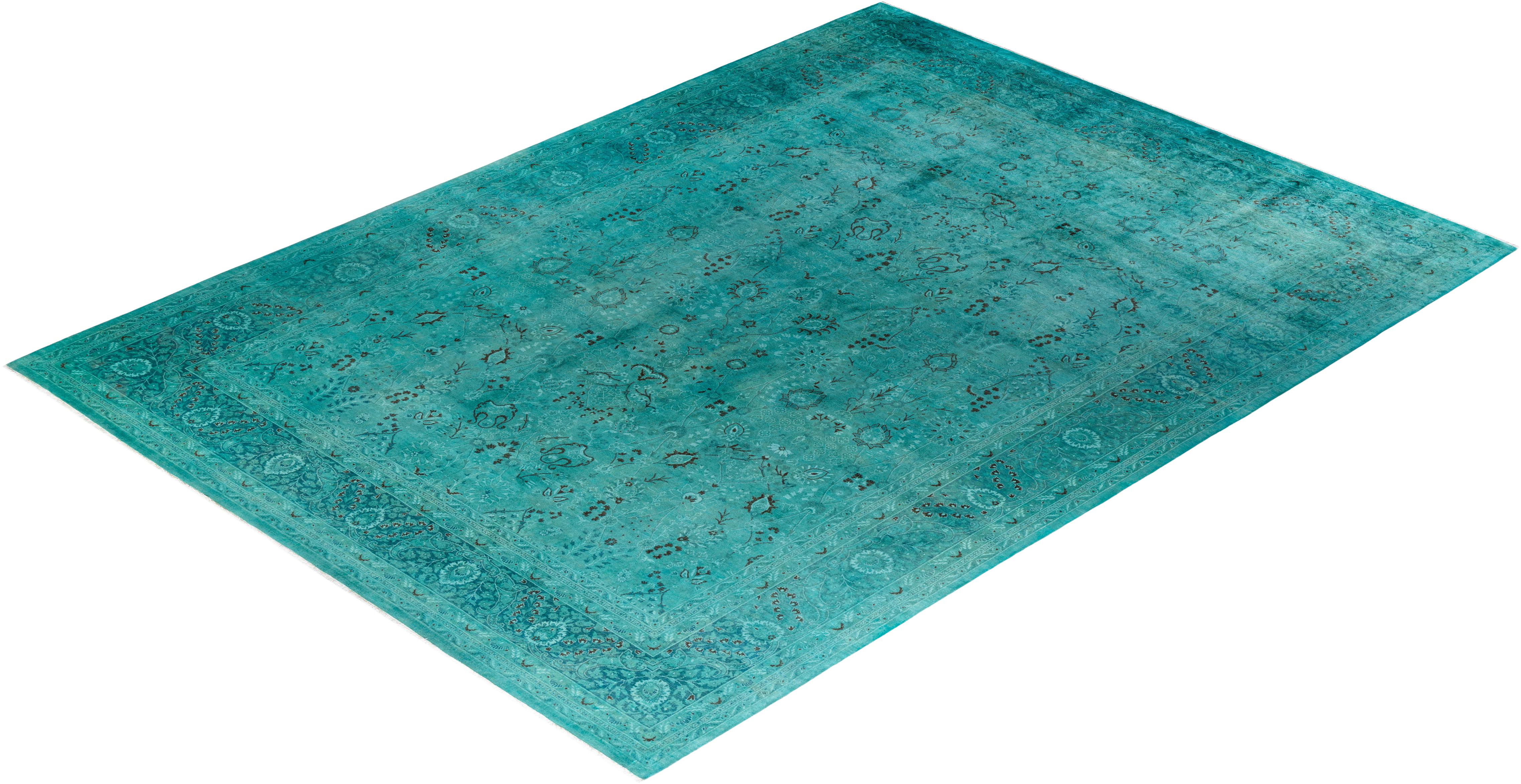 Tappeto contemporaneo Fine Vibrance in lana annodata a mano di colore blu in vendita 2