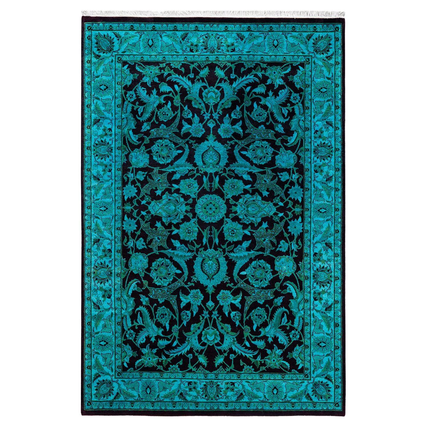 Contemporary Fine Vibrance Hand Knotted Wool Blue Area Rug  im Angebot
