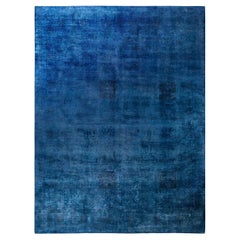 Contemporary Fine Vibrance Hand Knotted Wool Blue Area Rug (Tapis bleu en laine nouée à la main)