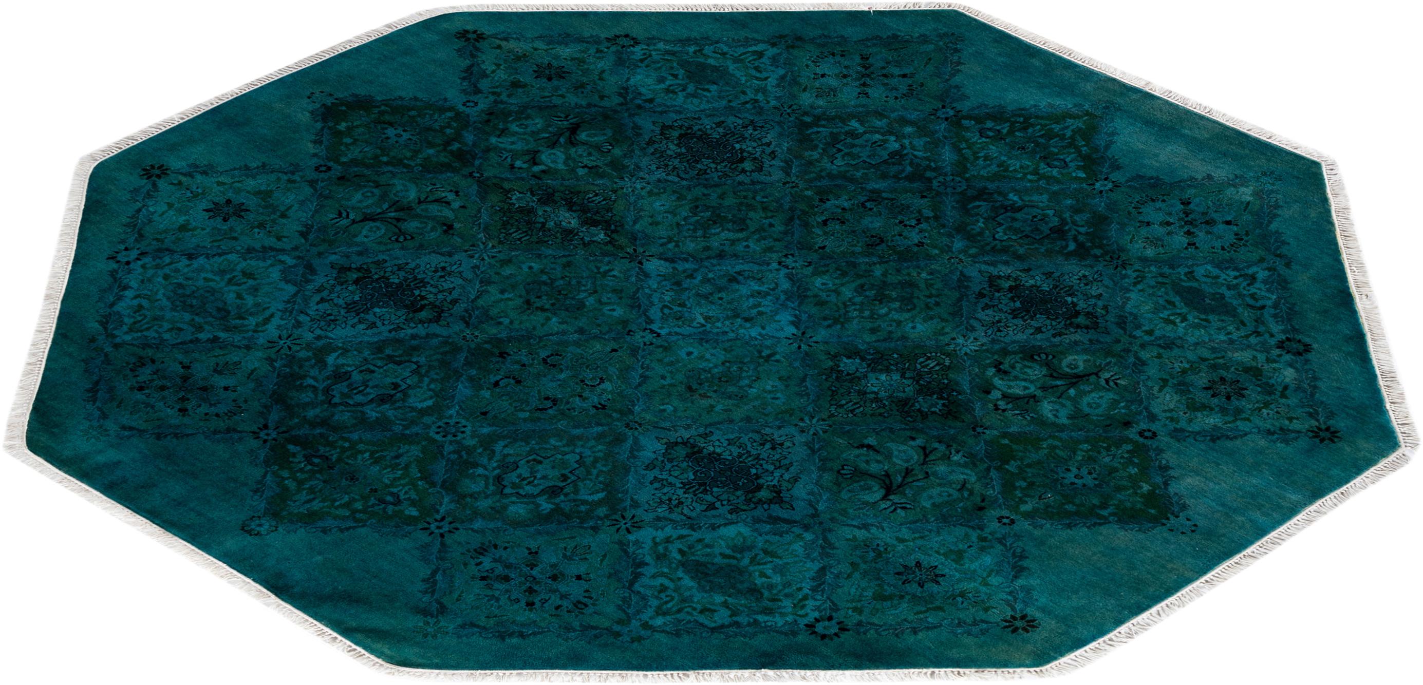 Contemporary Fine Vibrance Hand Knotted Wool Blue Octagon Area Rg For Sale 4