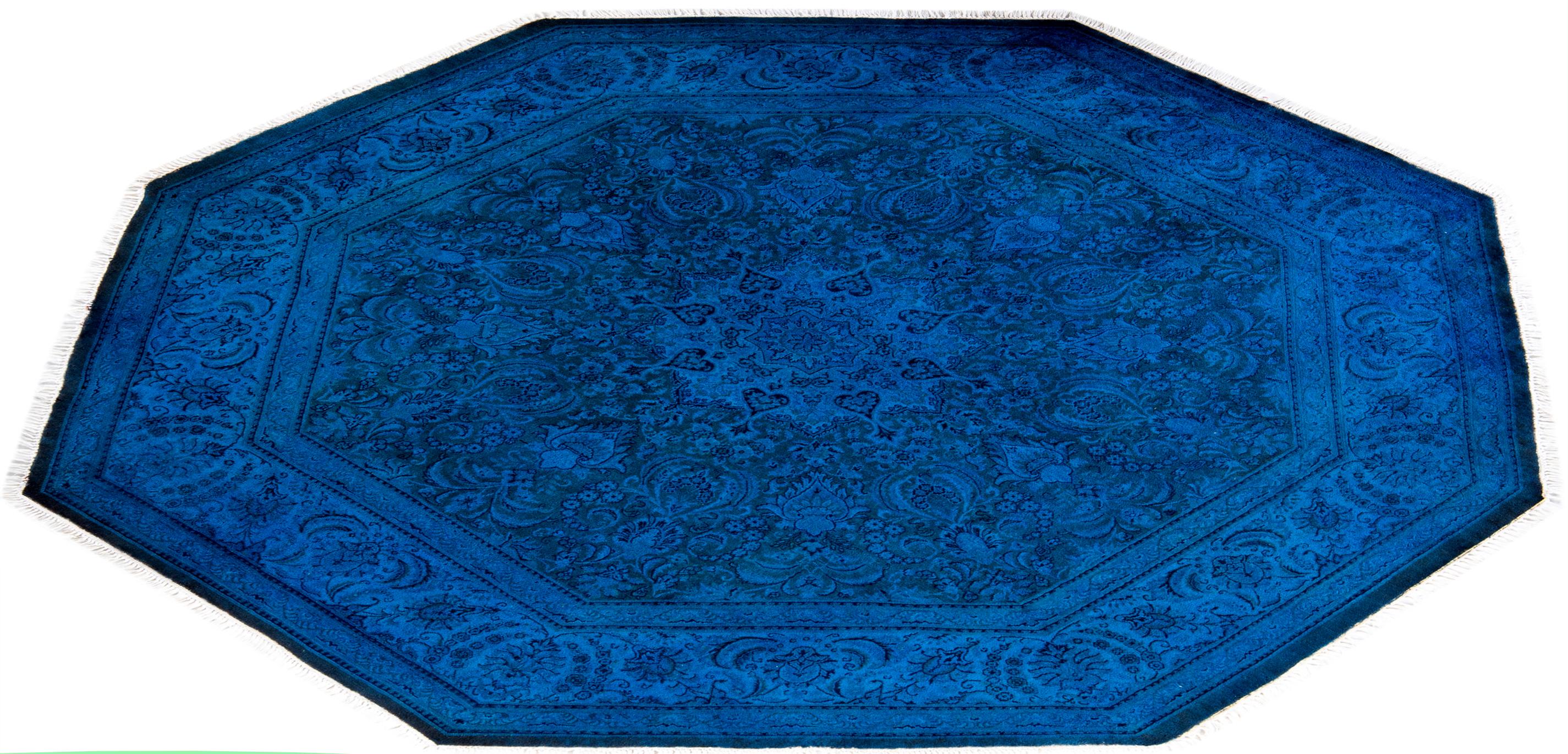 Contemporary Fine Vibrance Hand Knotted Wool Blue Octagon Area Rug For Sale 4