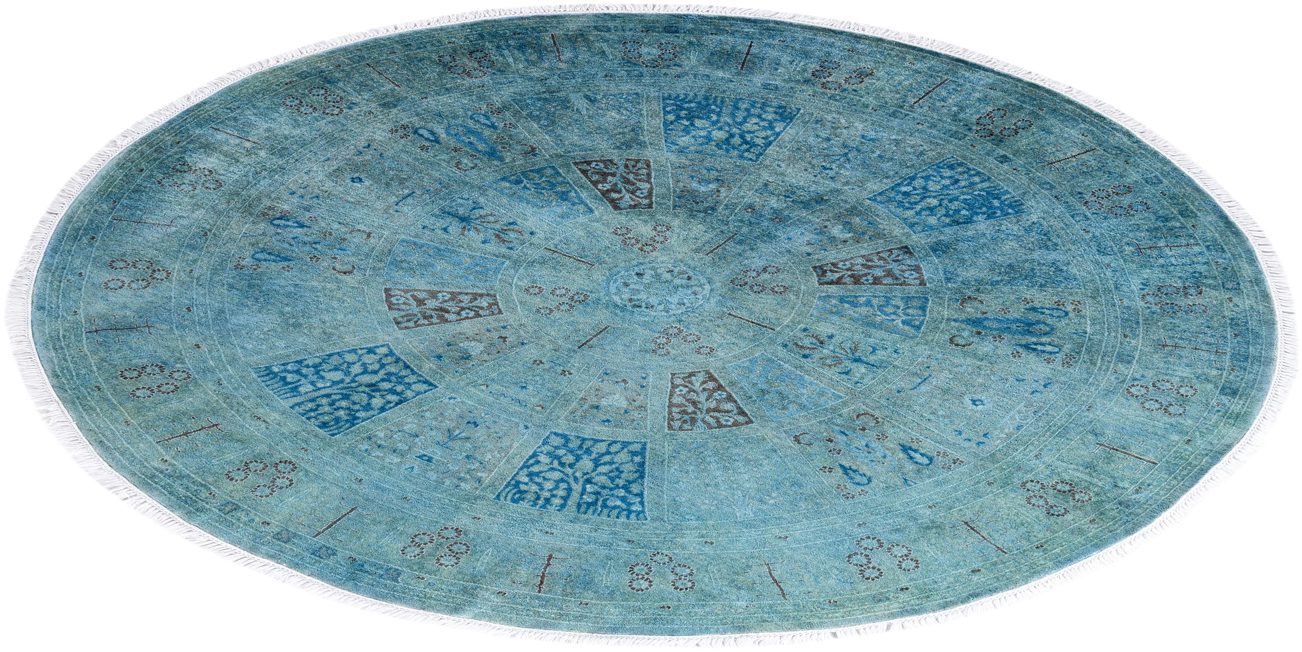 Contemporary Fine Vibrance Hand Knotted Wool Blue Round Area Rug  For Sale 4