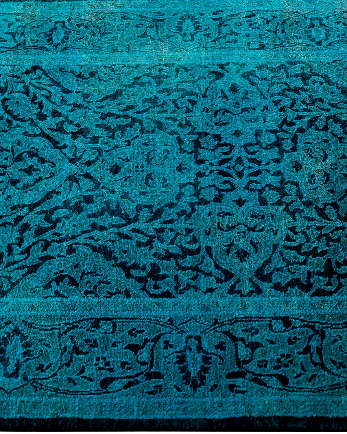 Contemporary Fine Vibrance Handgeknüpfter Läufer aus blauer Wolle im Zustand „Neu“ im Angebot in Norwalk, CT