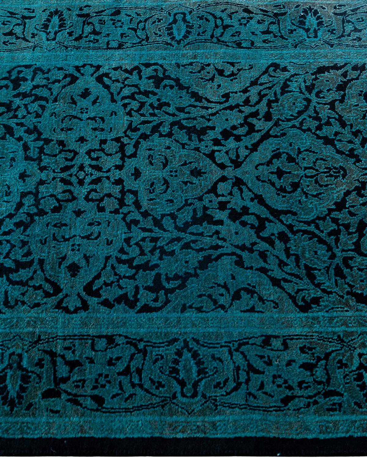 Contemporary Fine Vibrance Hand Knotted Wool Blue Runner In New Condition For Sale In Norwalk, CT