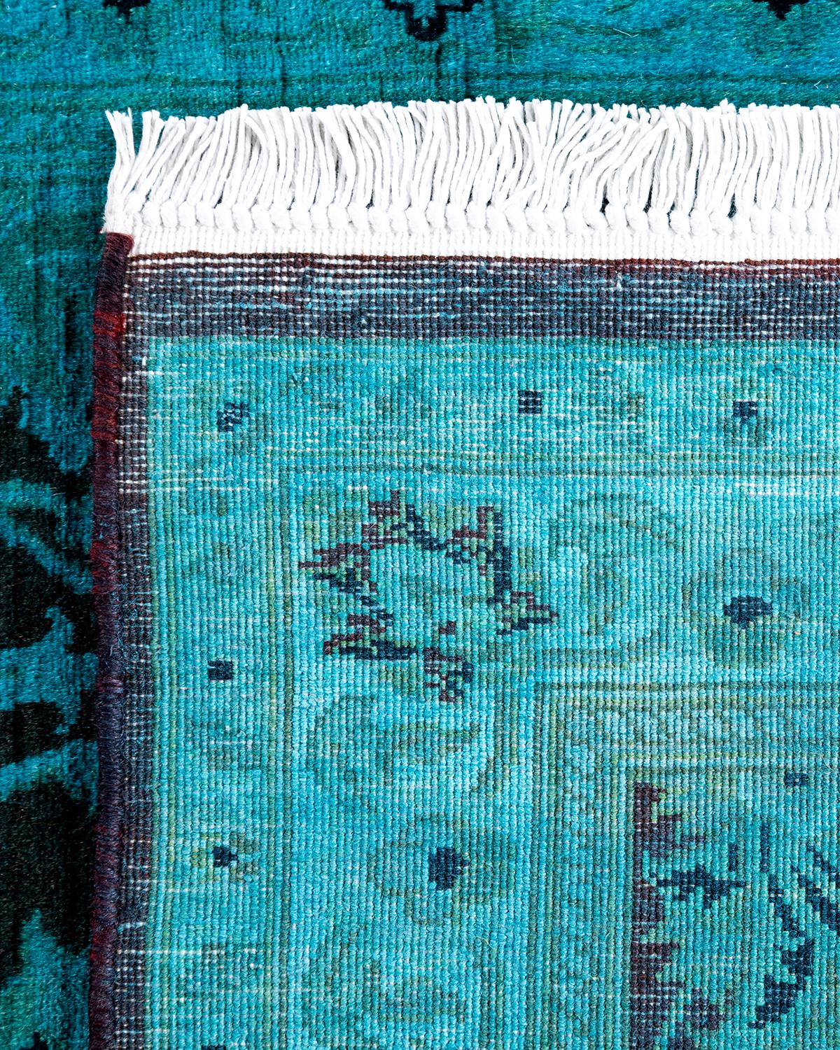 XXIe siècle et contemporain Chemin de table contemporain en laine fine nouée à la main bleu en vente