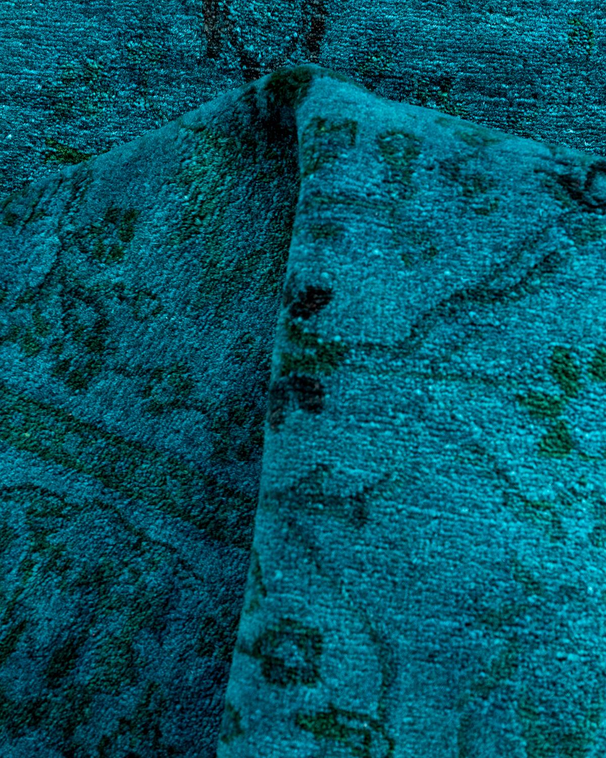 Chemin de table contemporain en laine fine nouée à la main bleu en vente 1