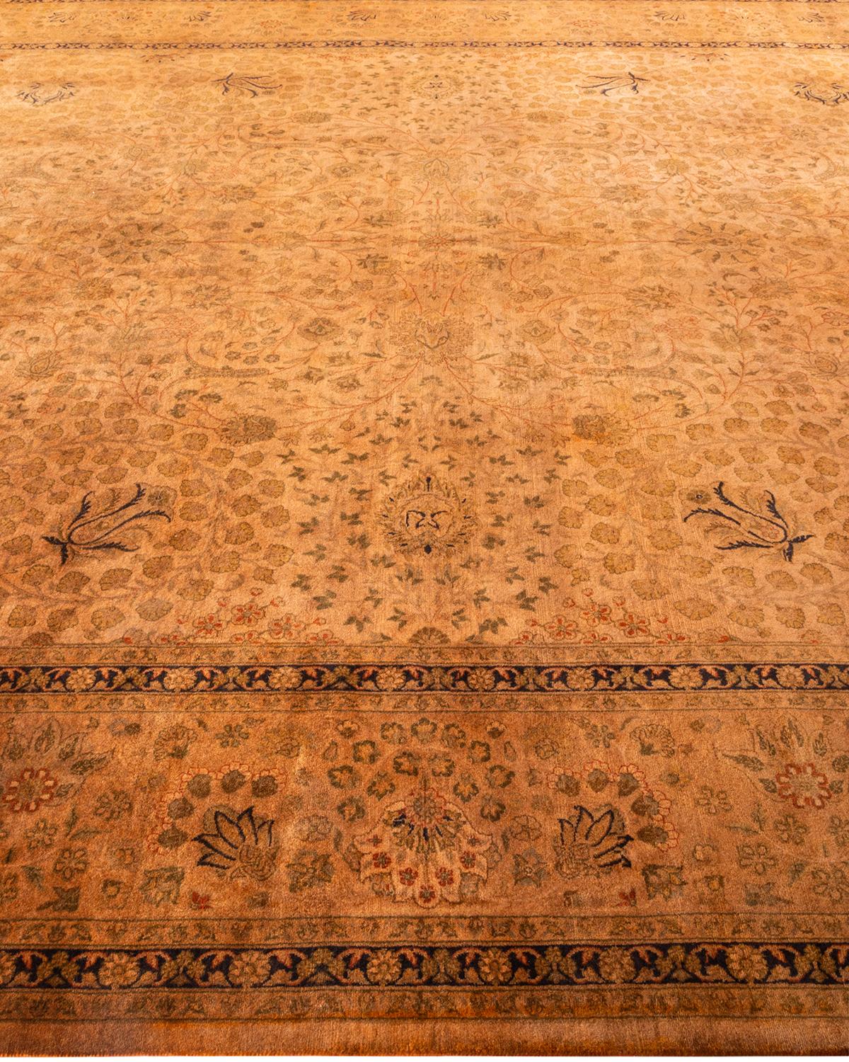 Contemporary Fine Vibrance Hand Knotted Wool Brown Area Rug In New Condition For Sale In Norwalk, CT
