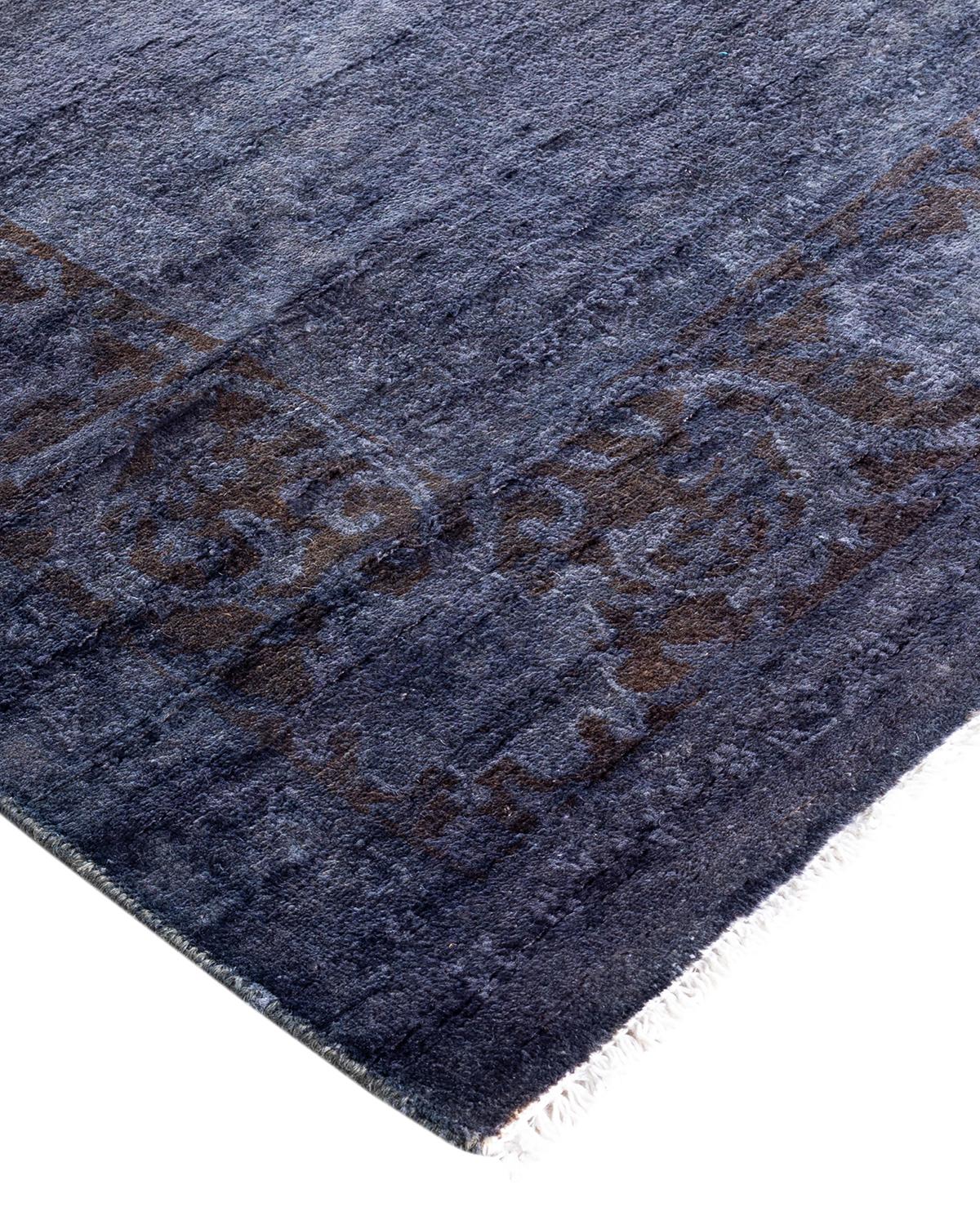 Vibrance-Teppiche sind der Inbegriff von Klassik mit Pfiff: traditionelle Muster in leuchtenden Farben gefärbt. Jeder handgeknüpfte Teppich wird mit einem 100 % natürlichen botanischen Farbstoff gewaschen, der verborgene Nuancen in den Mustern