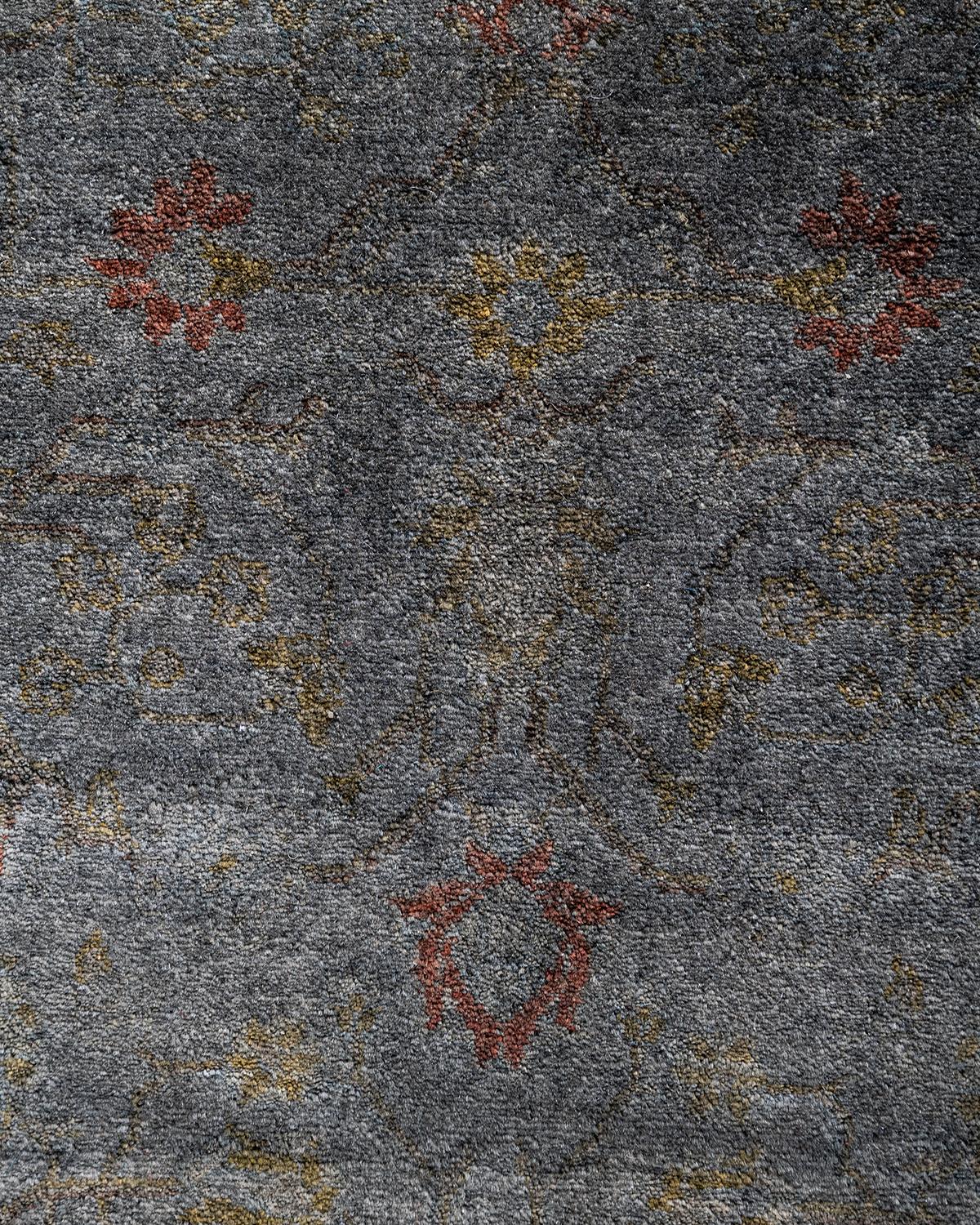 Pakistani Contemporary Fine Vibrance Hand Knotted Wool Gray Area Rug  For Sale