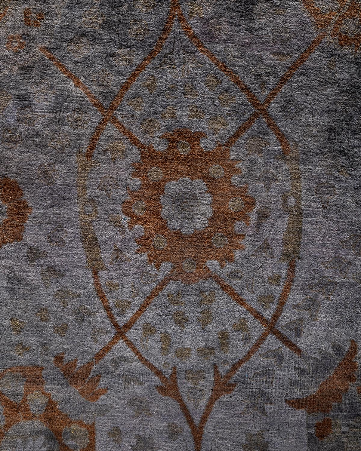 Pakistani Contemporary Fine Vibrance Hand Knotted Wool Gray Area Rug For Sale