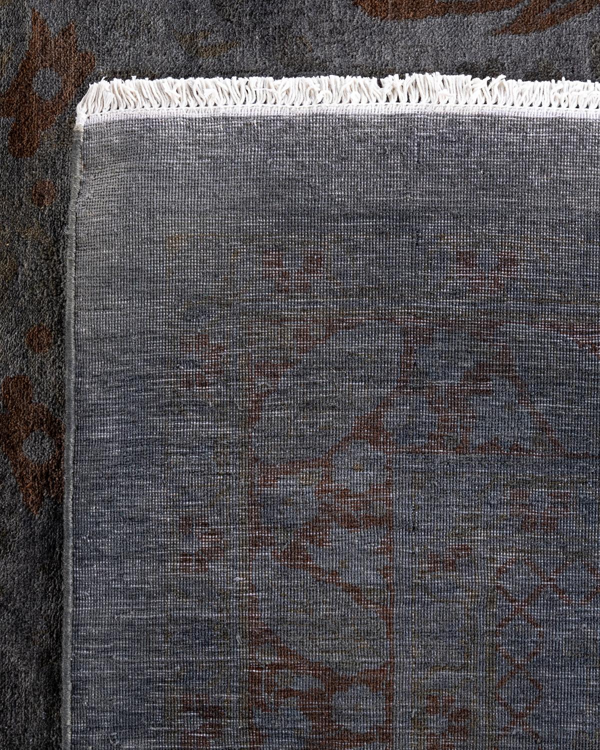 Contemporary Fine Vibrance Hand Knotted Wool Gray Area Rug For Sale 1