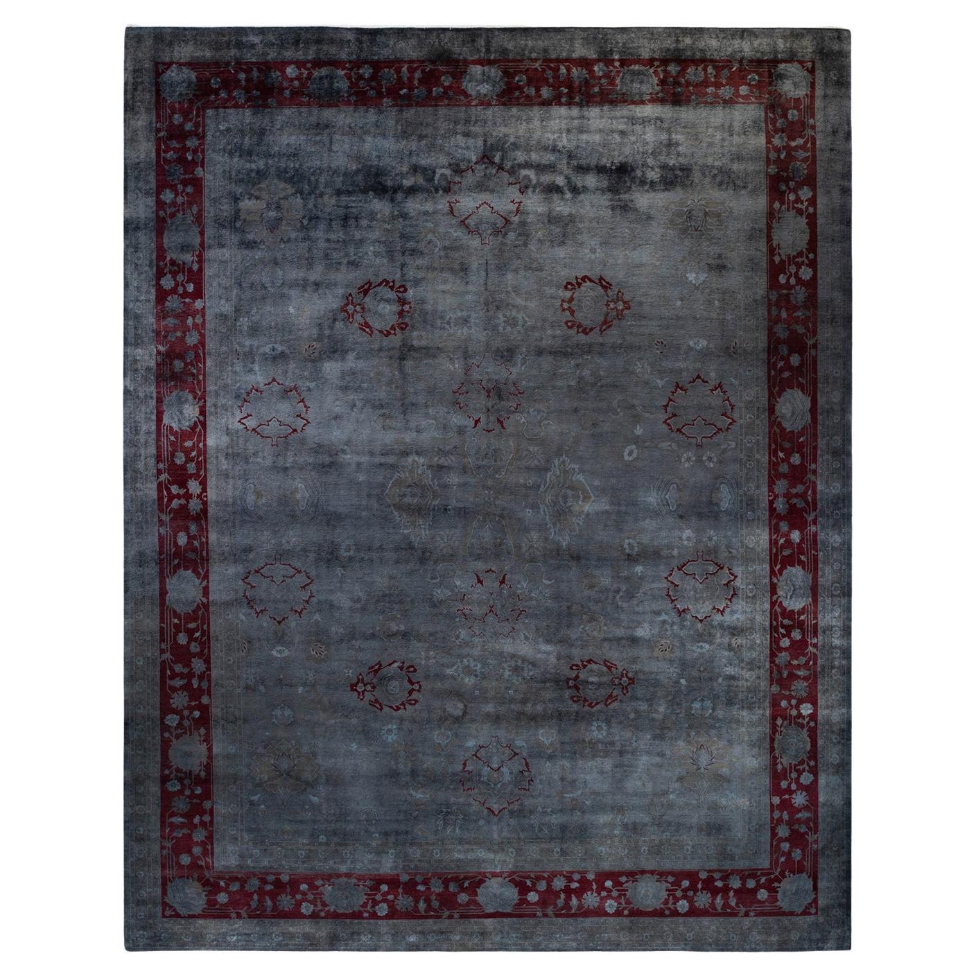 Contemporary Fine Vibrance Hand Knotted Wool Gray Area Rug  For Sale