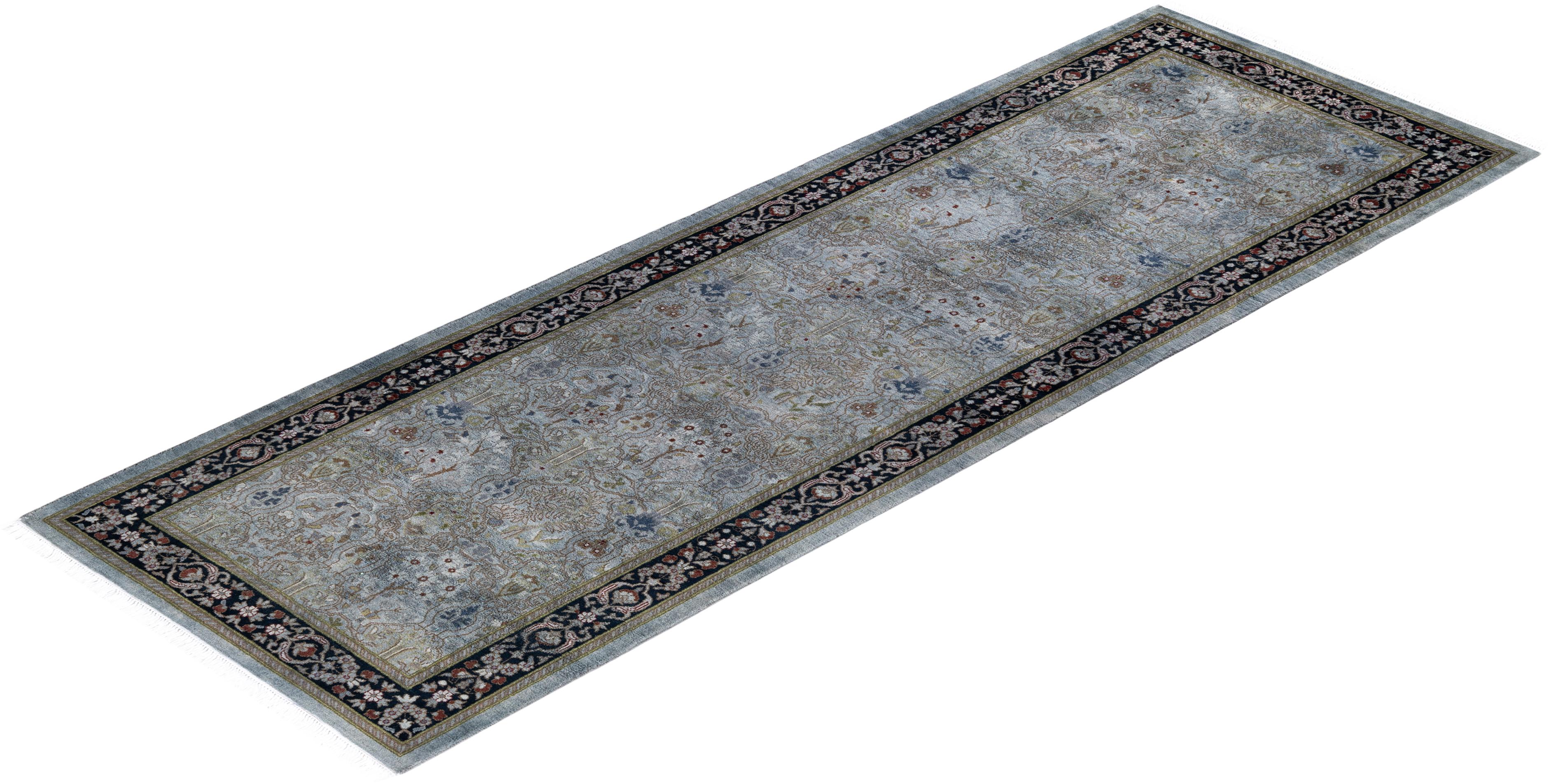 Contemporary Fine Vibrance Hand Knotted Wool Gray Runner  For Sale 4